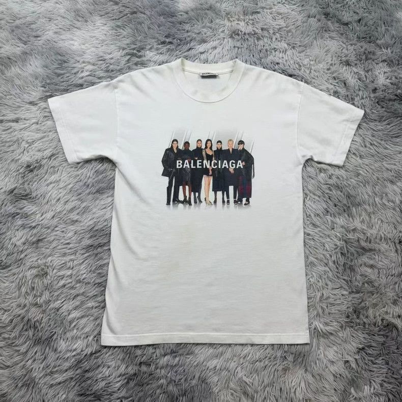 Balenciaga Balenciaga Portrait short sleeves Size US XS / EU 42 / 0 - 1 Thumbnail