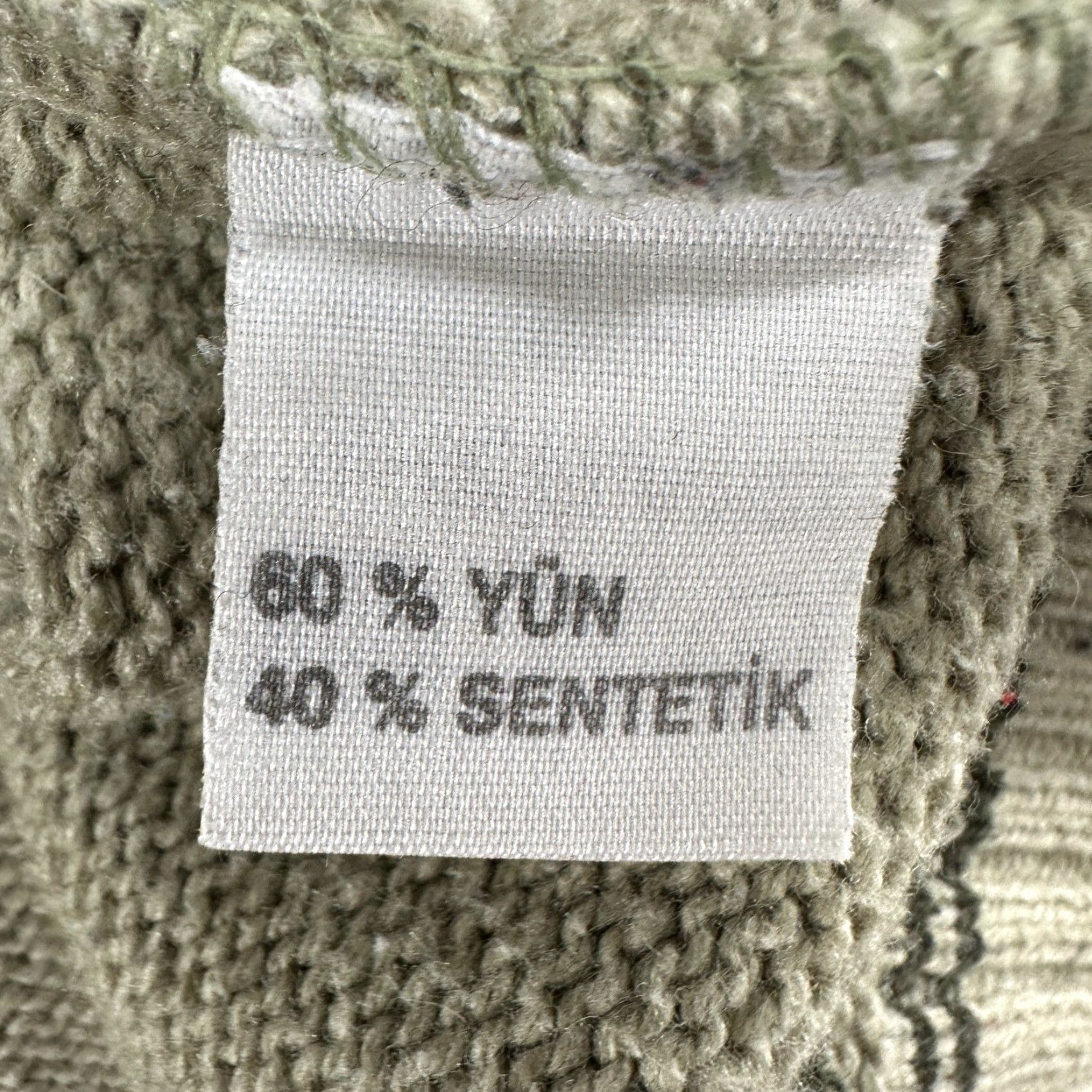 Vintage VINTAGE Reymo Sweater Mens XL Gray Wool Fair Isle Pullover Mock Neck 90s Aztec Wool Turtleneck Casual Workwear Men Regular Knit Jacket Size US XL / EU 56 / 4 - 5 Thumbnail
