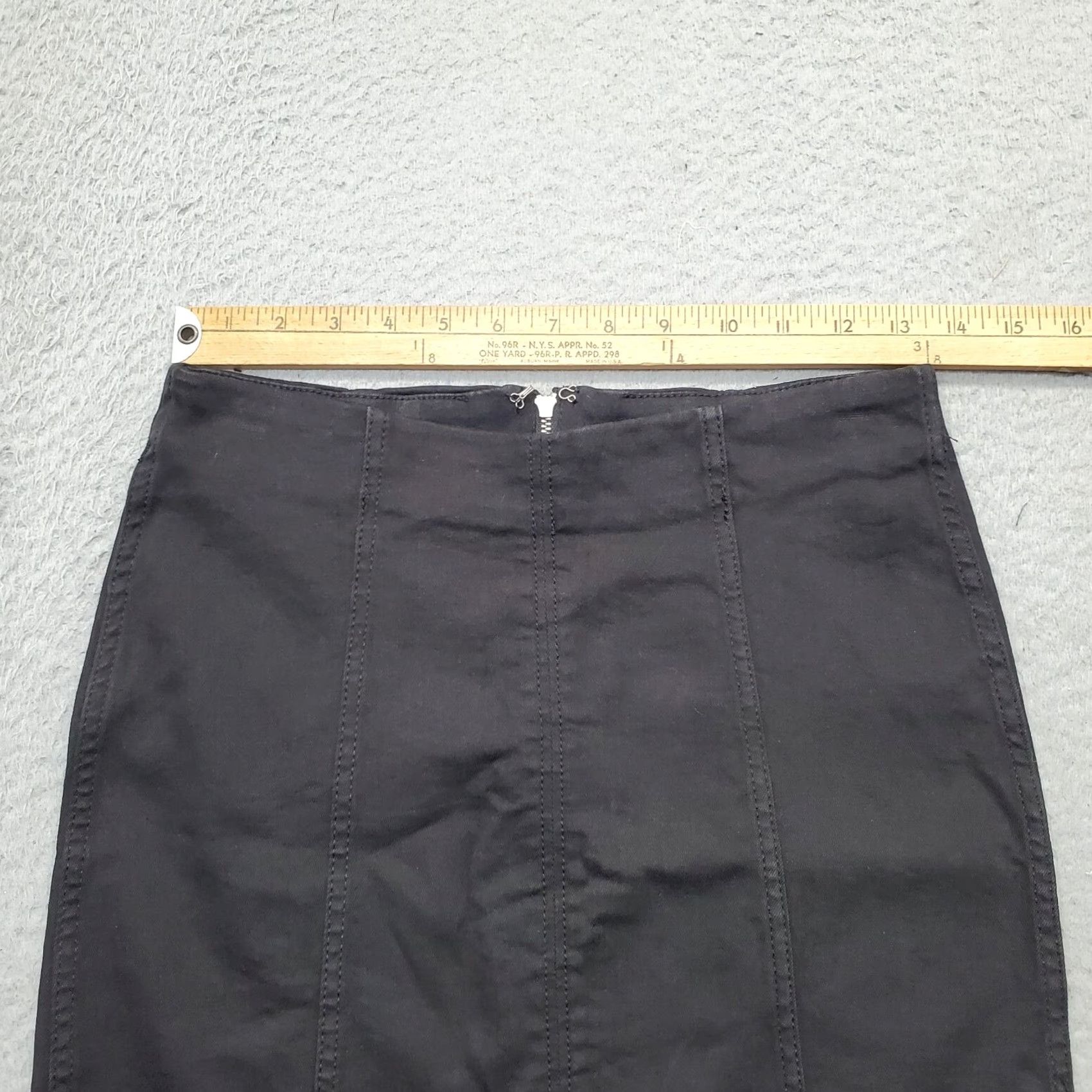 Free People Free People Pencil Skirt Womens 4 Black Cotton Stretch Back Zip Satin? Replace Not Allowed. Size 27" / US 4 / IT 40 - 4 Thumbnail