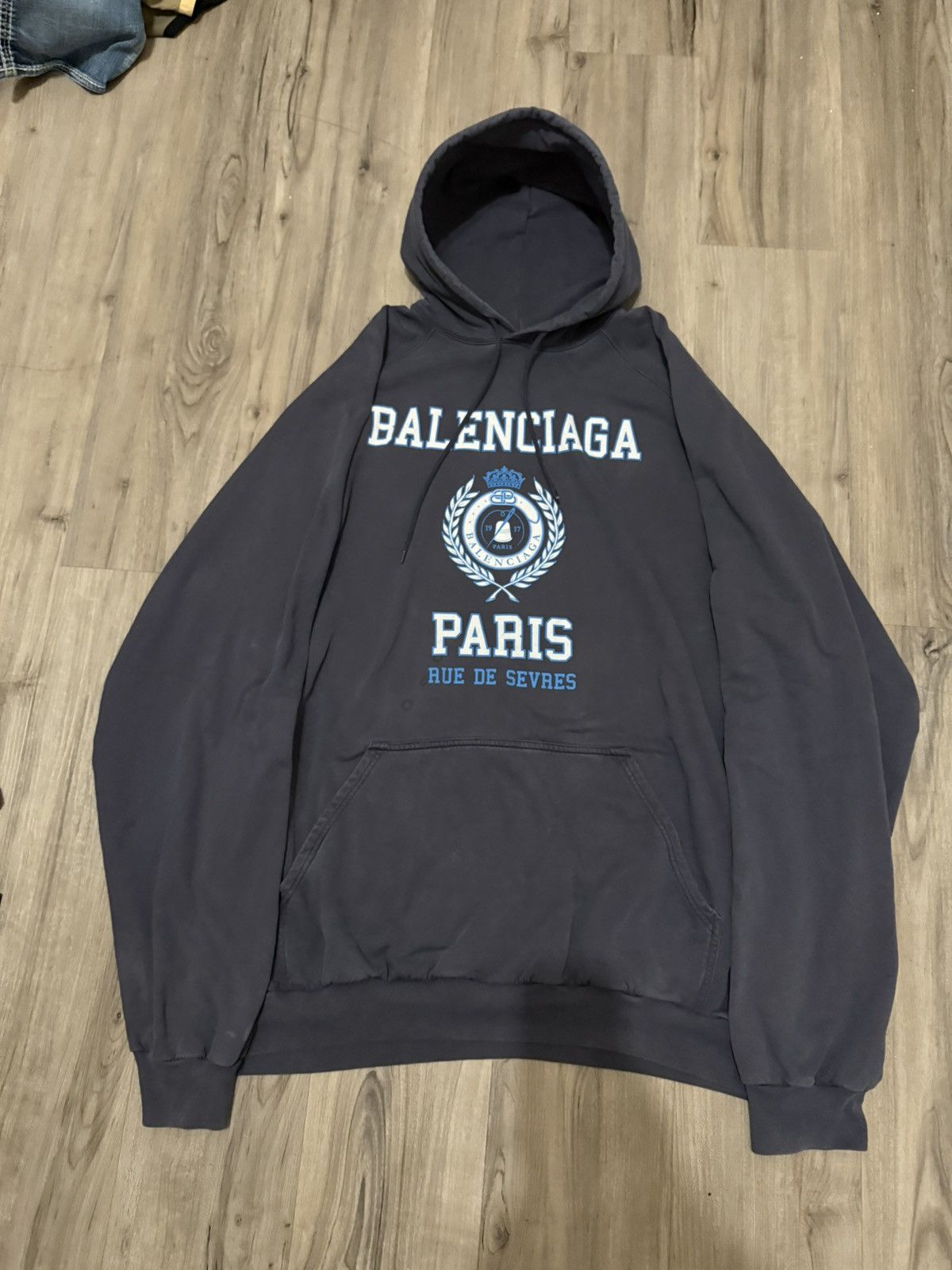 Balenciaga Balenciaga Paris “Rue De Sevres” Size US L / EU 52-54 / 3 - 1 Thumbnail