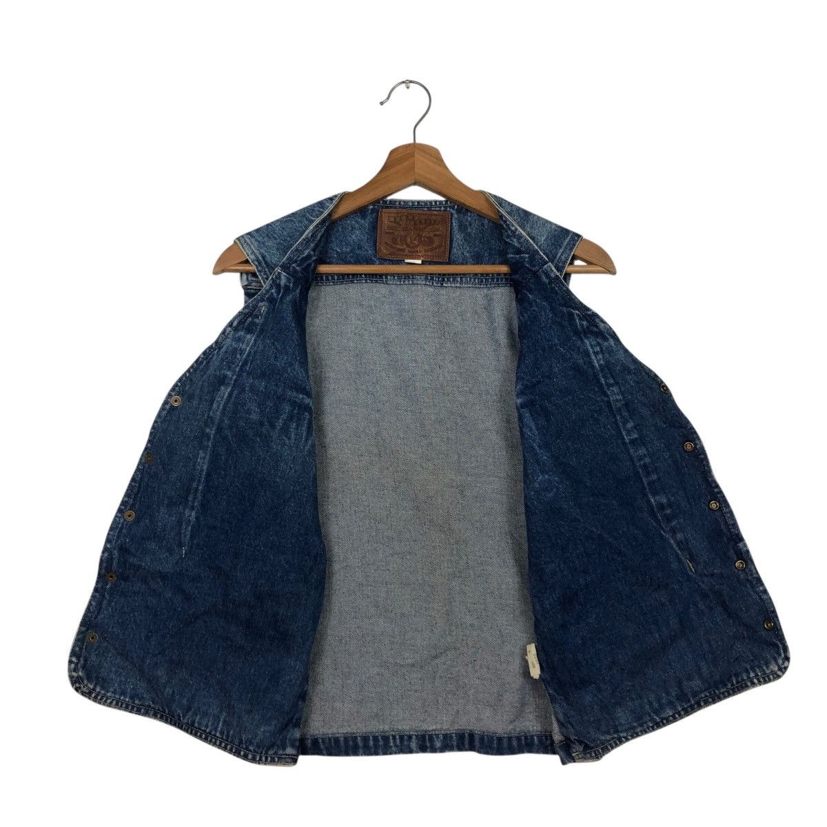 Japanese Brand 📌Vintage Denim Trucker Jacket Tank Top Blue Chaser Size US M / EU 48-50 / 2 - 14 Thumbnail