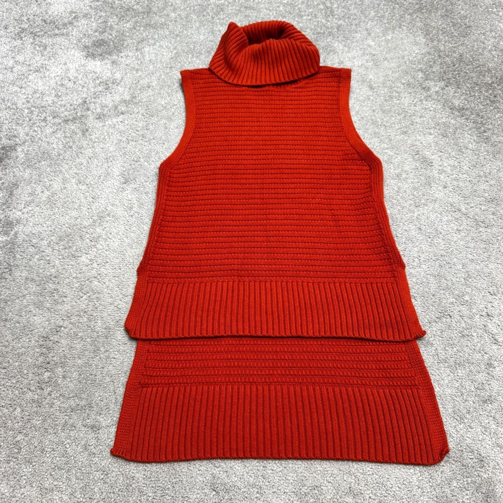 Banana Republic Banana Republic Turtleneck Vest Sweater Top Womens M Red Textured Knit Sleeveless Casual Size M / US 6-8 / IT 42-44 - 2 Thumbnail