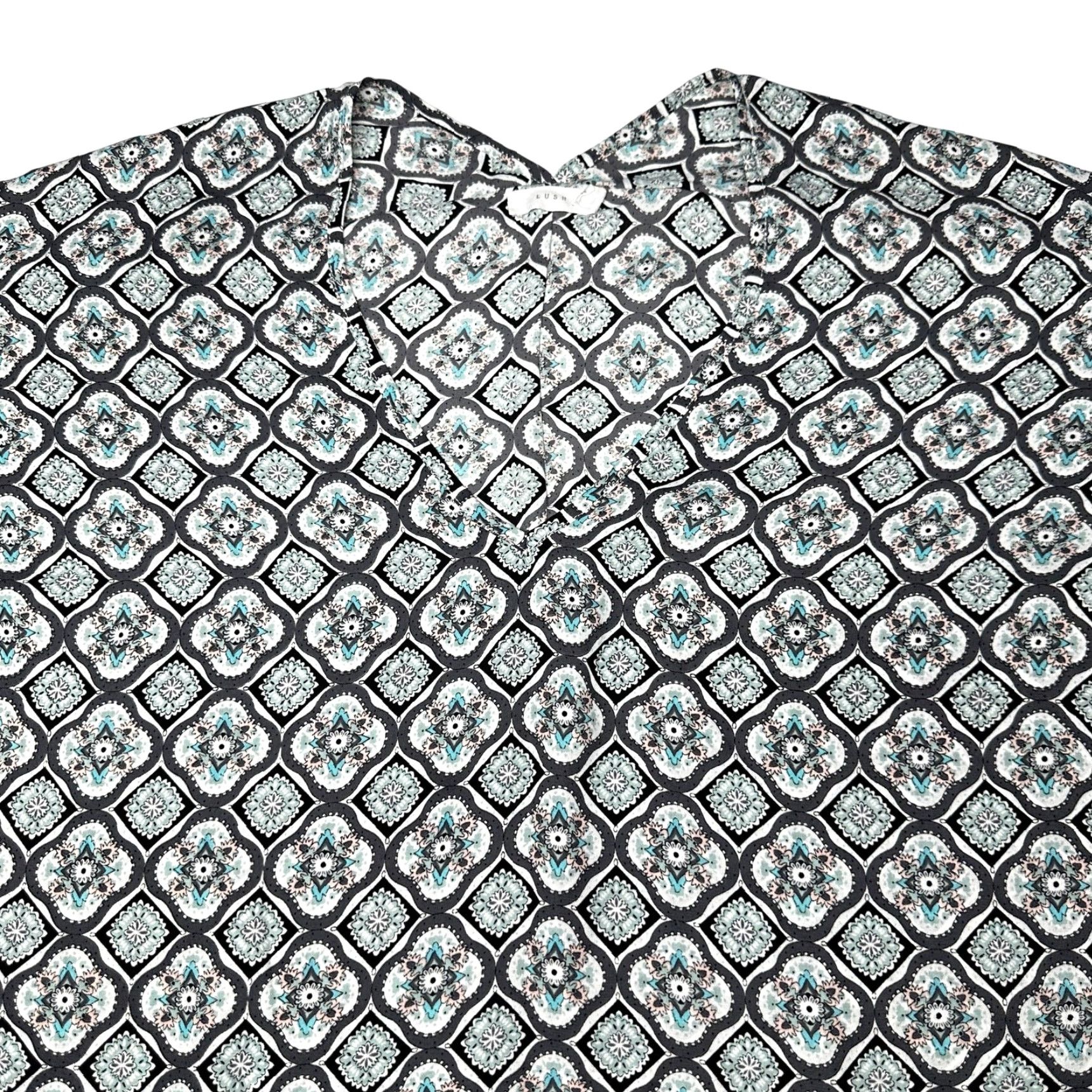 Vintage LUSH Blouse Womens S Green Gray Paisley All Over Print Boho Shirt Shirt (Pullover) Regular Short Sleeve Size S / US 4 / IT 40 - 3 Thumbnail