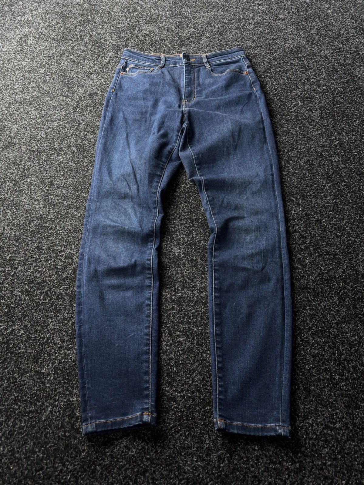 Hugo Boss Designer Luxury HUGO BOSS Slim Fit Stretch Jeans Dark Wash Size 27" / US 4 / IT 40 - 1 Thumbnail