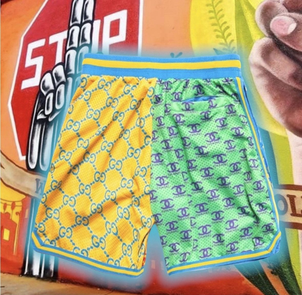 Market 🆕 CHiNaToWN MaRKeT DeSiGNeR 👩🏾‍🎨🥾🦵🏾 (MULTI) MoNo SHoRTs 🩳 Size US 31 - 2 Thumbnail