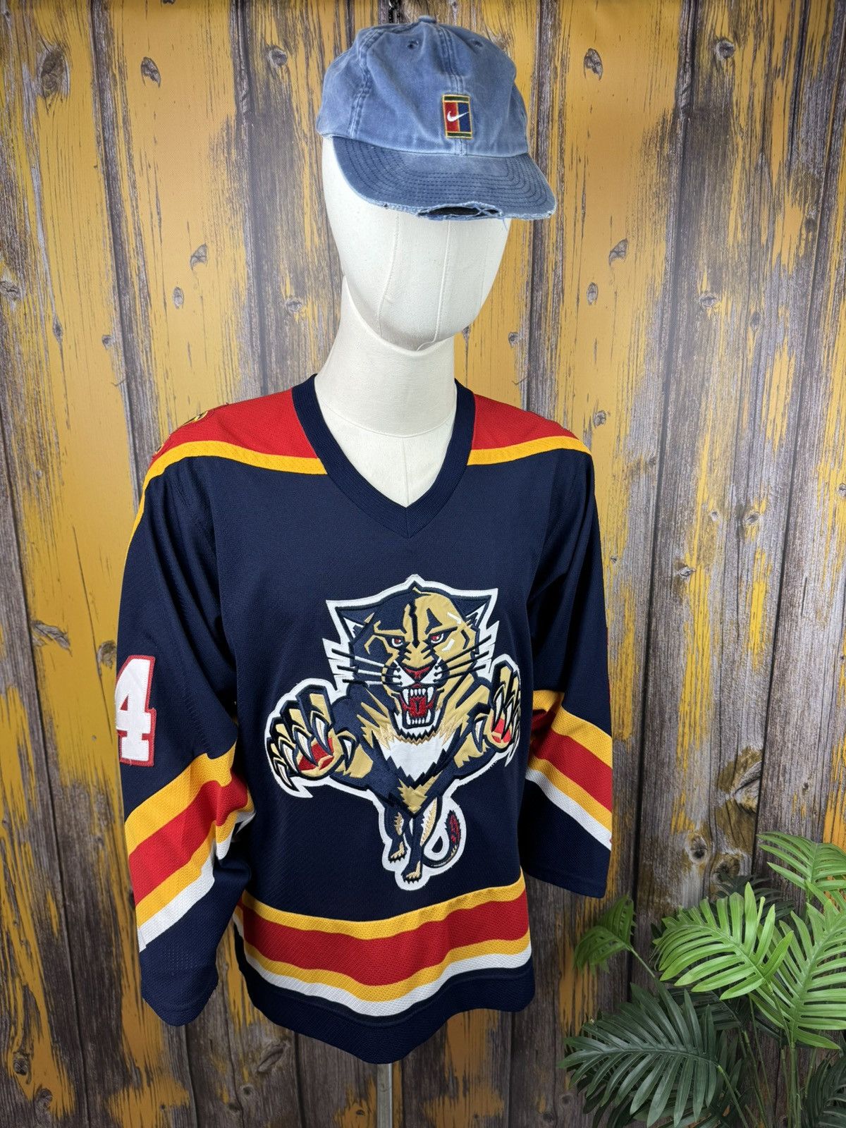 Koho KONO Florida Panthers Broken Stick #14 Hockey T-shirt Size US M / EU 48-50 / 2 - 5 Thumbnail