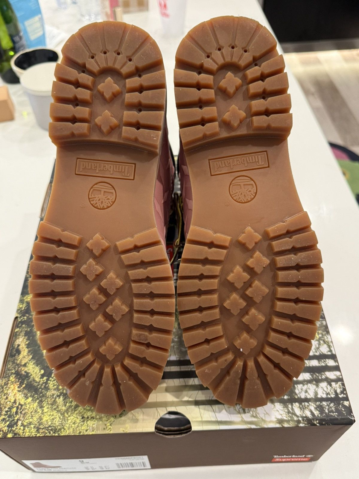 Supreme × Timberland Supreme Timberland 6” Pink Diamond Plate Size US 9 / EU 42 - 6 Thumbnail