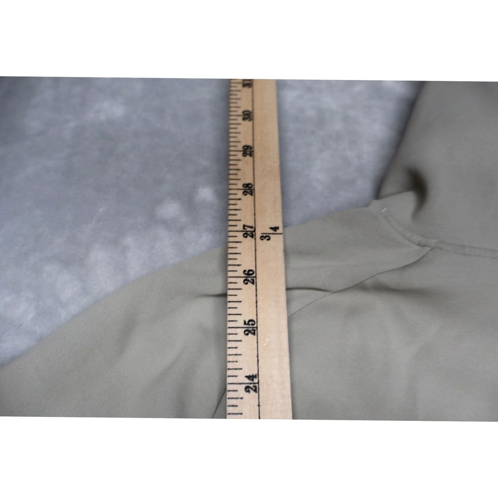 Lululemon Lululemon Sweatshirt Men Large Gray Stronger As One Hoodie Pullover Athletic Long Sleeve Kangaroo Pocket Breathable Lightweight Size US L / EU 52-54 / 3 - 7 Thumbnail