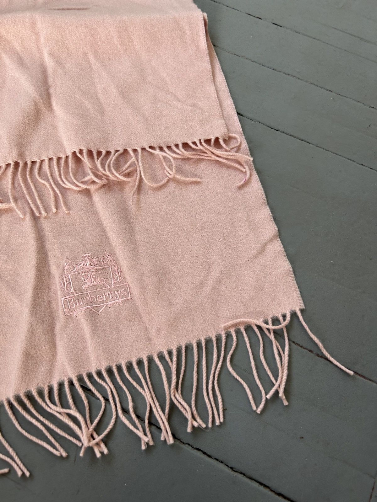 Burberry Burberry pink scarf 100% cashmere Size ONE SIZE - 4 Thumbnail