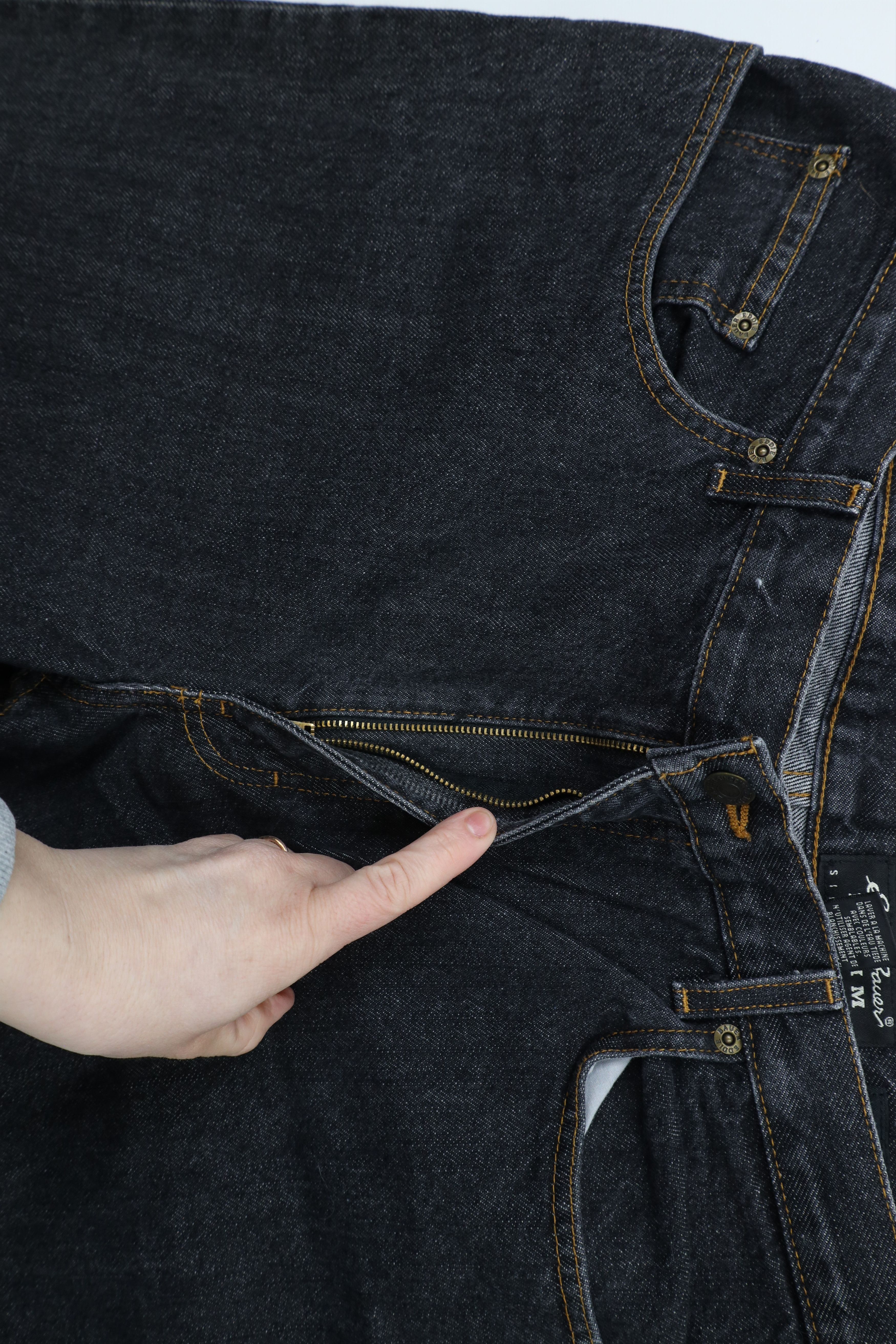 Eddie Bauer × Vintage Vintage 90s Eddie Bauer Loose Fit Wide Leg Denim Jeans Black Size US 38 / EU 54 - 5 Thumbnail