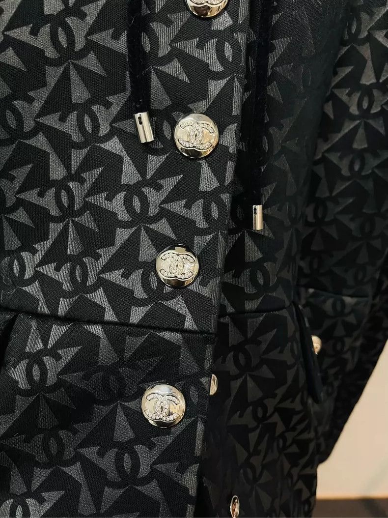 Chanel Chanel 23n ski series black logo jacket 2504-Nextarrow Size XS / US 0-2 / IT 36-38 - 2 Thumbnail