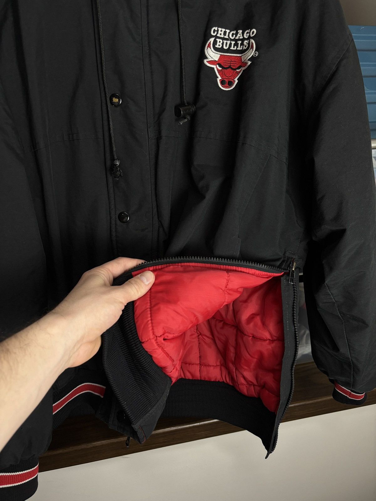 Starter Vintage Starter Chicago Bulls NBA Hooded Bomber Jacket VNTG Size US M / EU 48-50 / 2 - 7 Thumbnail