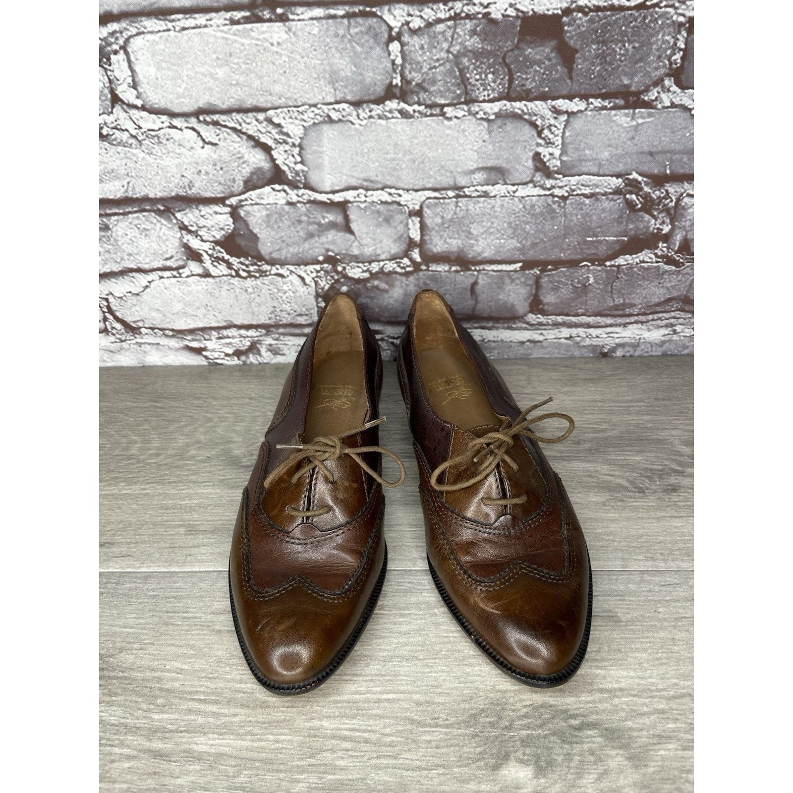 Bass G.H. Bass Tailored Brown Leather Wingtip Lace Oxfords Shoes Size US 7.5 / IT 37.5 - 16 Thumbnail