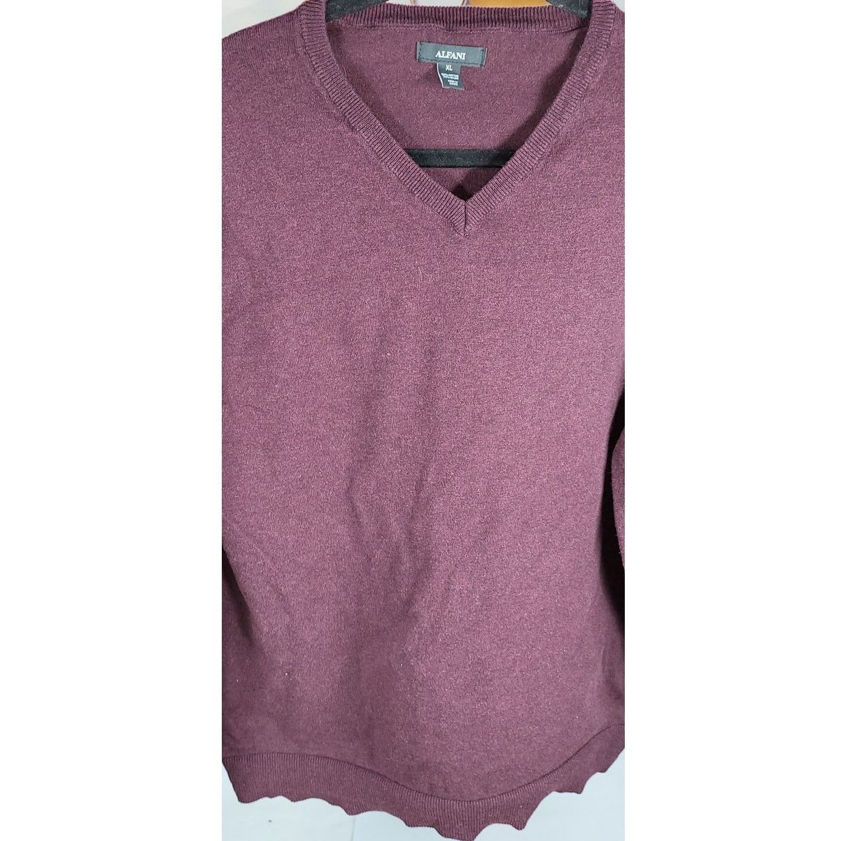Alfani Men Alfani Wine Red Long Sleeve V Neck Sweater Size XL Size US XL / EU 56 / 4 - 4 Thumbnail