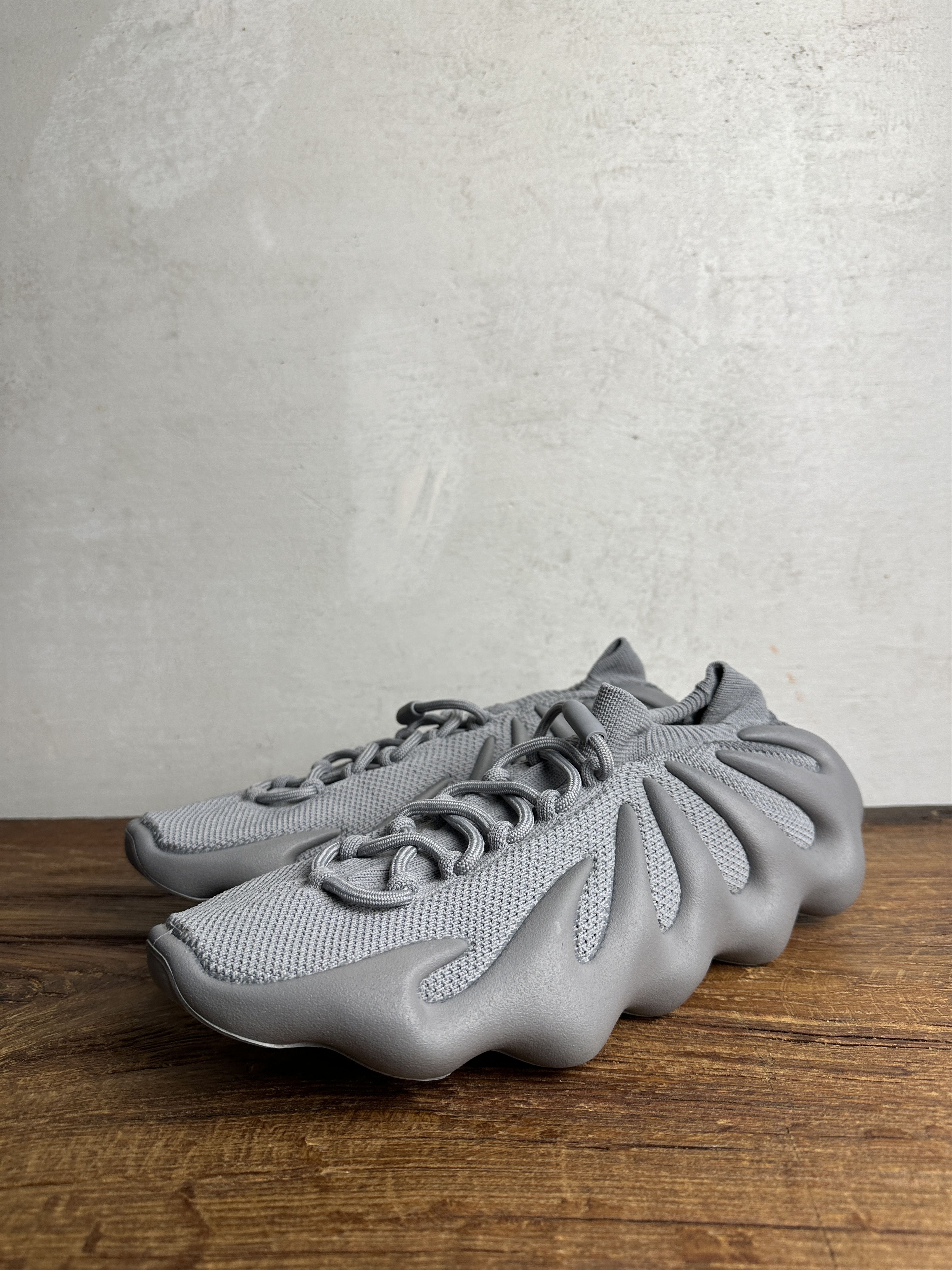 Adidas ADIDAS ORIGINALS YEEZY 450 GREY Sneakers Size US 11 / EU 44 - 2 Thumbnail