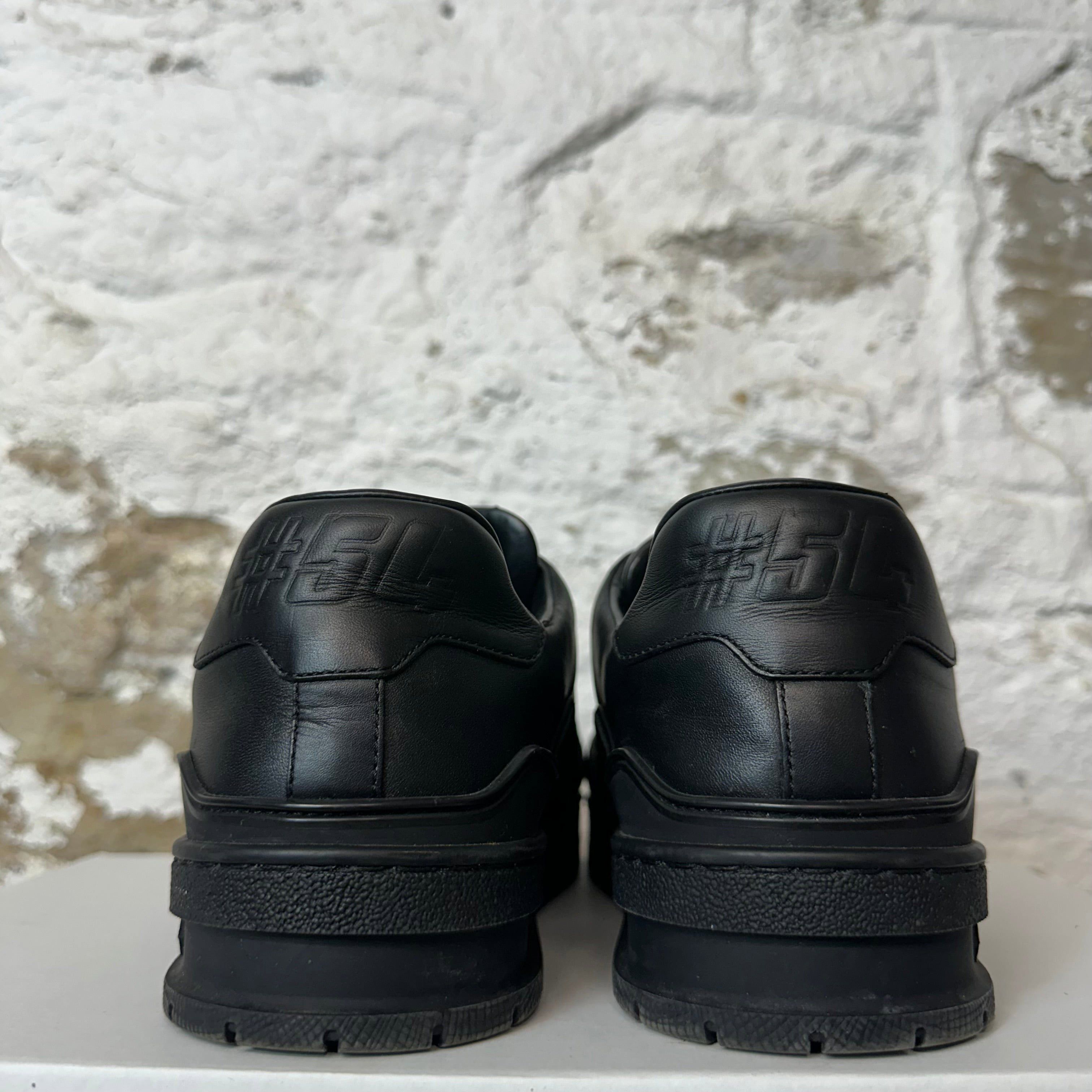 Louis Vuitton Louis Vuitton Triple Black Trainer Sneaker Sz 8.5 (7LV) Size US 8.5 / EU 41-42 - 5 Thumbnail