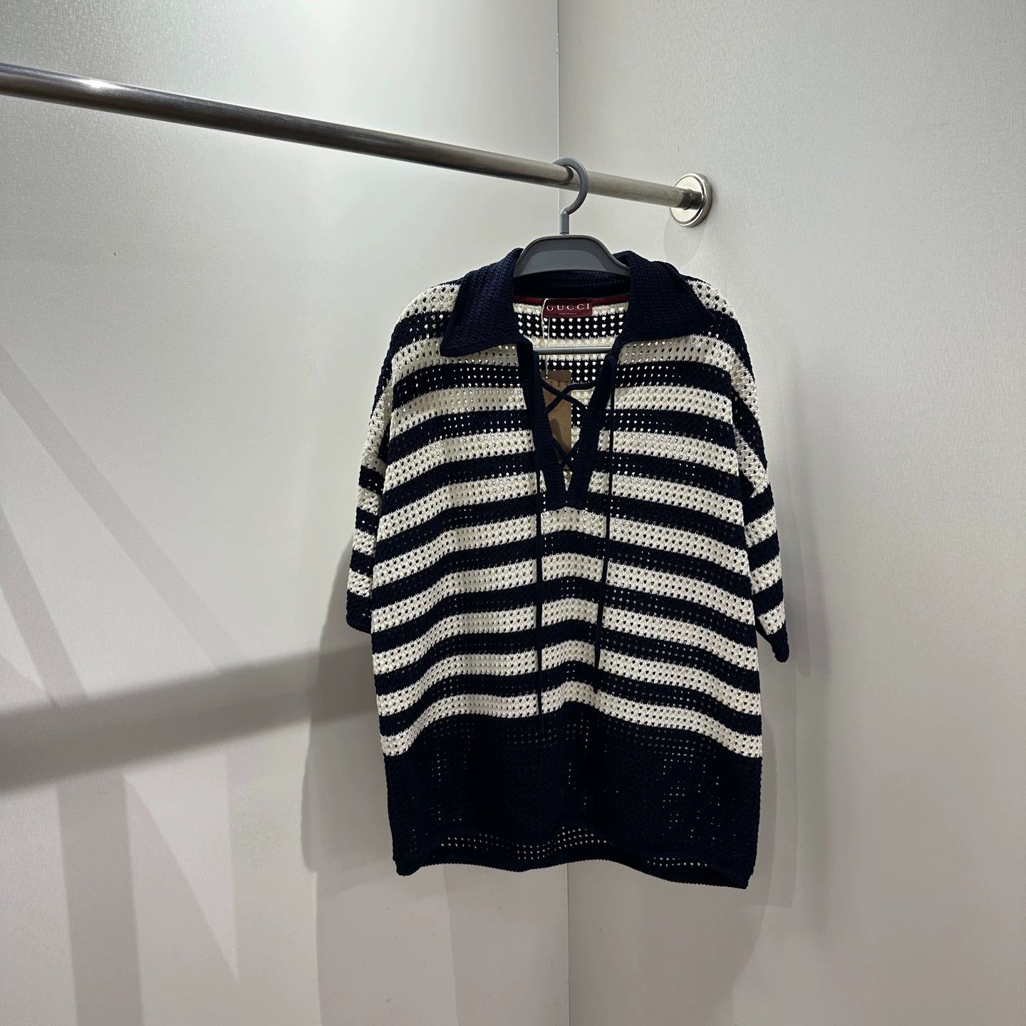 Gucci Gucci Striped Navy Knit Short Sleeve Tee M Cotton Size US M / EU 48-50 / 2 - 1 Thumbnail