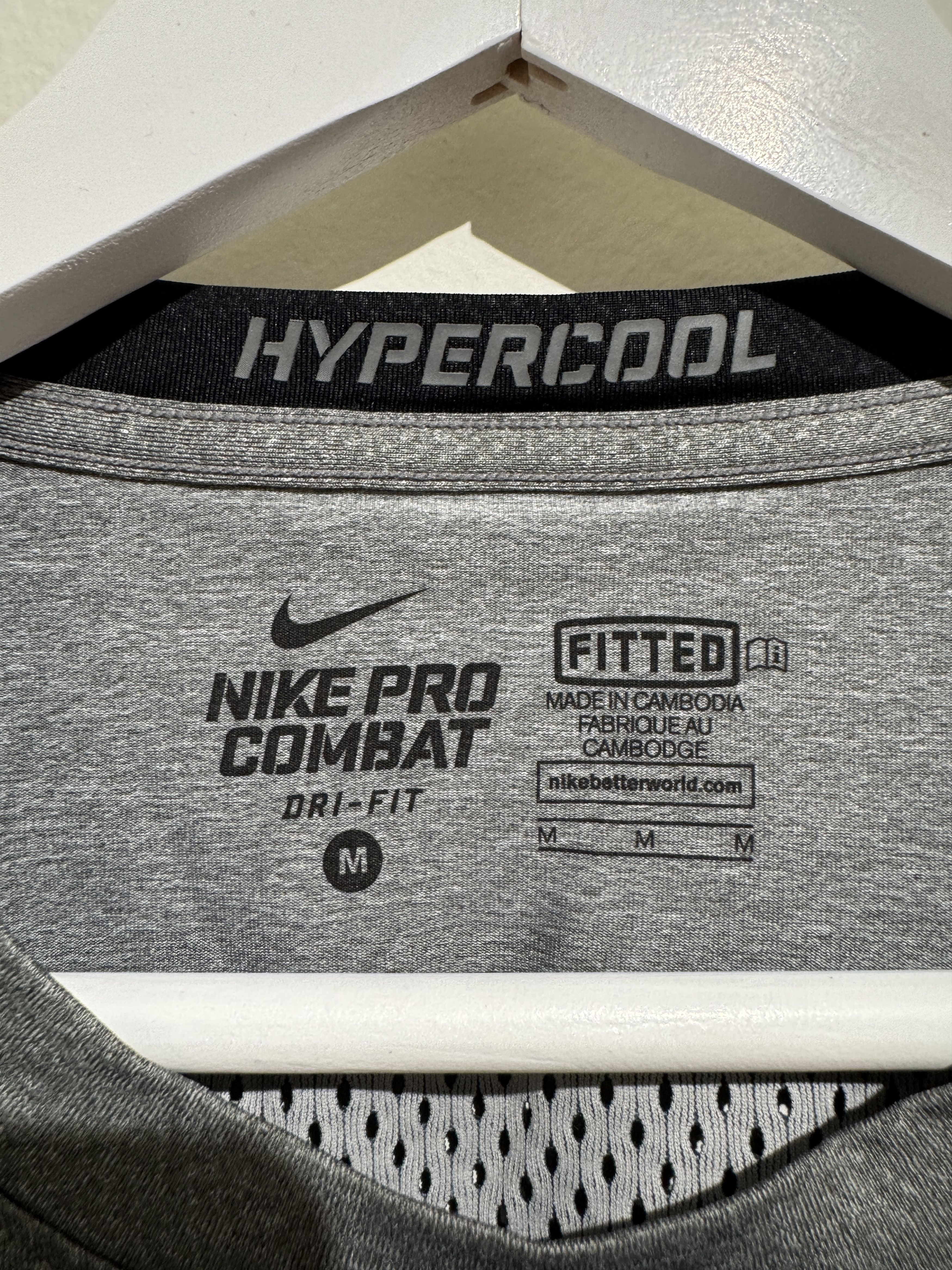Nike Nike Pro Combat Hypercool Tee – Grey/Black Size US S / EU 44-46 / 1 - 2 Thumbnail