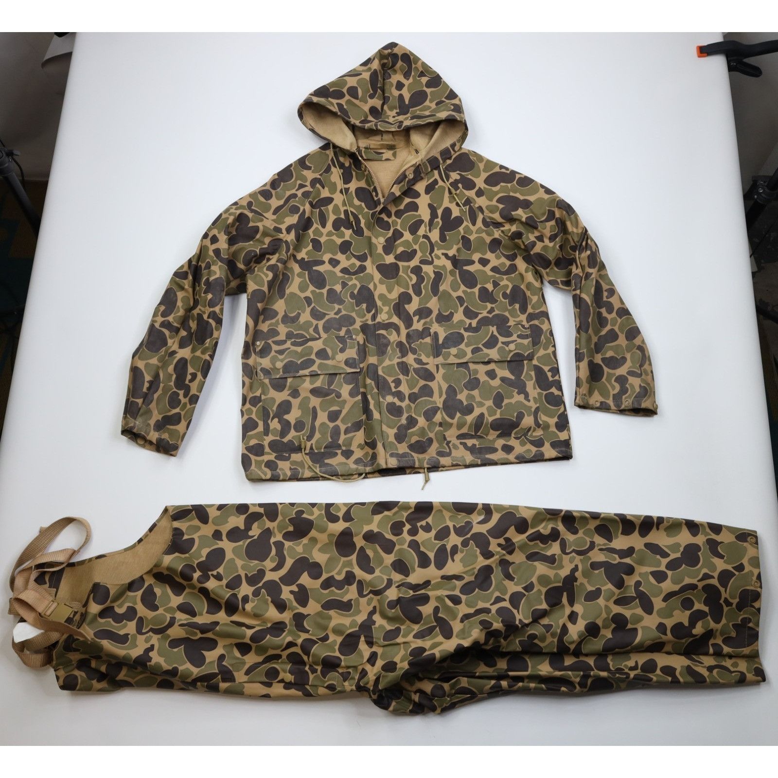 Vintage Vintage 90s 2 Piece Waterproof Frogskin Camouflage Suit Size US L / EU 52-54 / 3 - 1 Thumbnail
