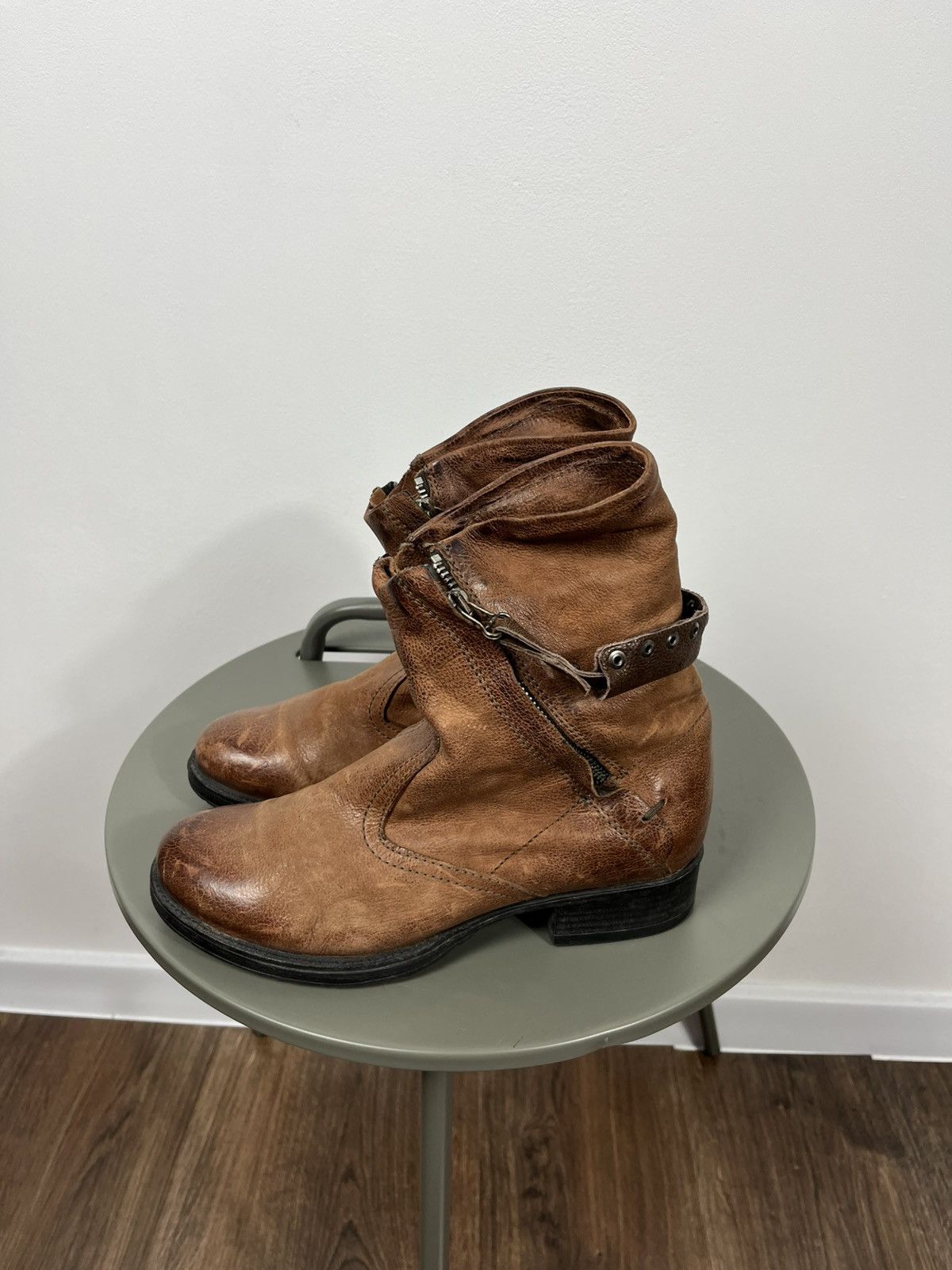 Other Avant-Garde Brown Leather Boots With Double Zip And Straps Size US 6 / IT 36 - 7 Thumbnail