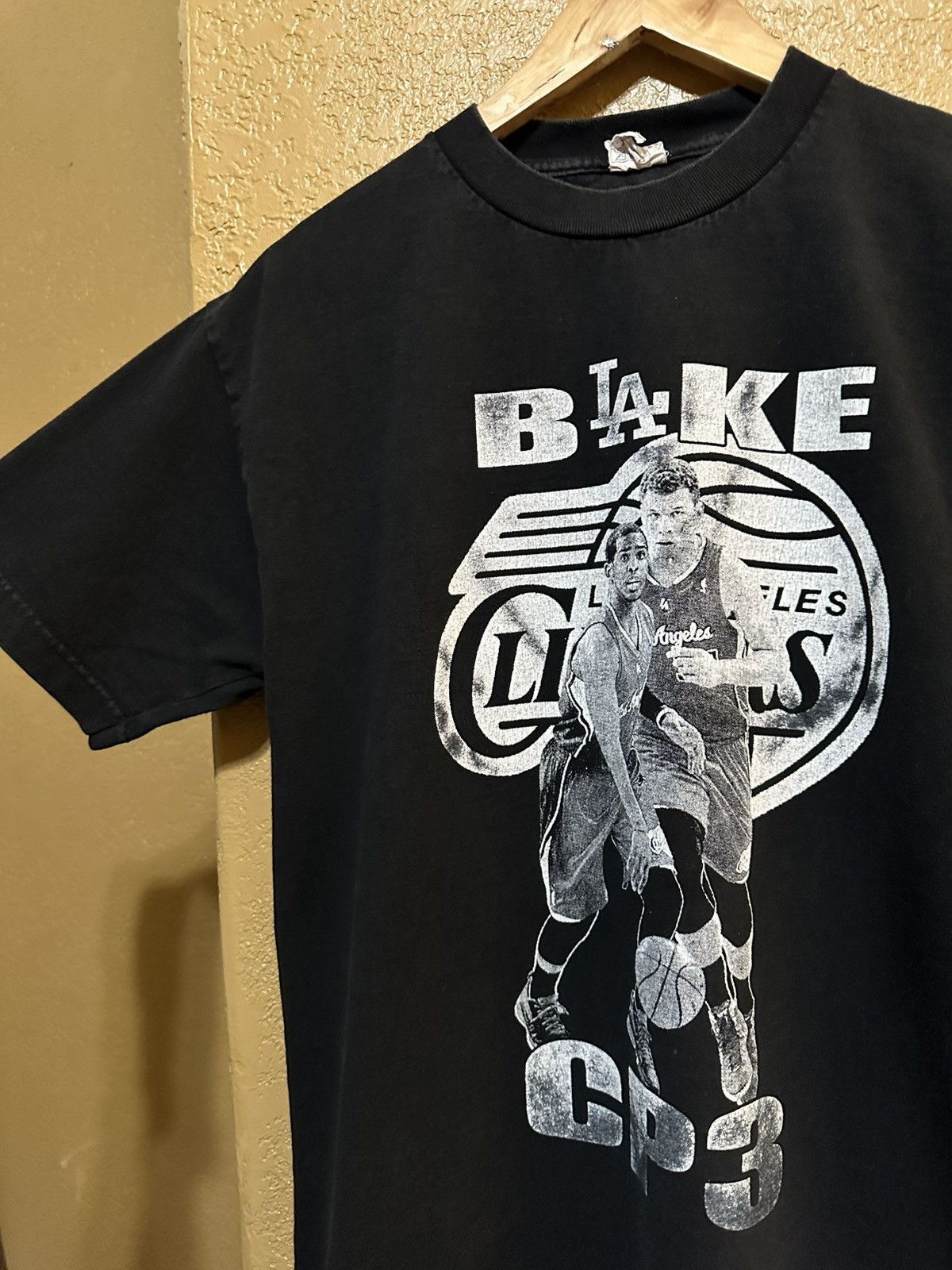 Vintage faded vintage Lob City LA Clippers tee shirt NBA Size US M / EU 48-50 / 2 - 2 Thumbnail