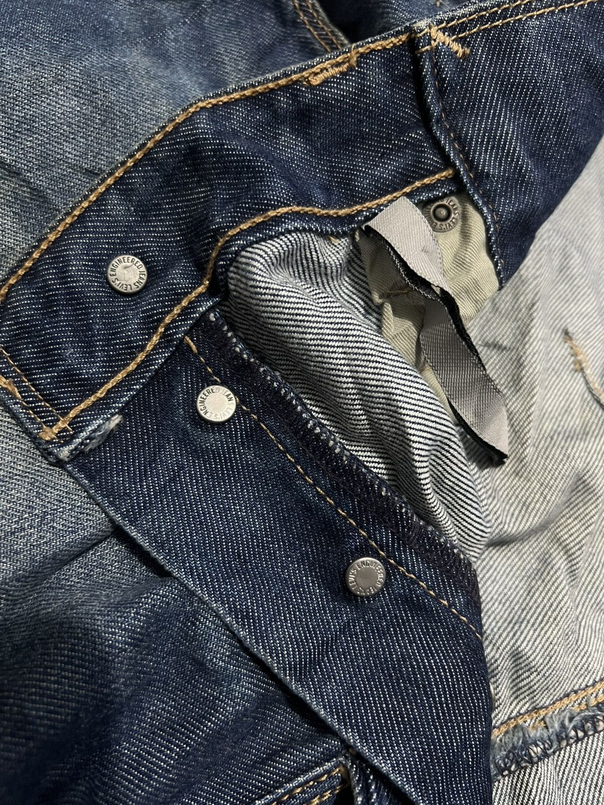 Levi's Vintage Clothing Levis Engineered Belt Buckle Back Jeans Size US 34 / EU 50 - 9 Thumbnail