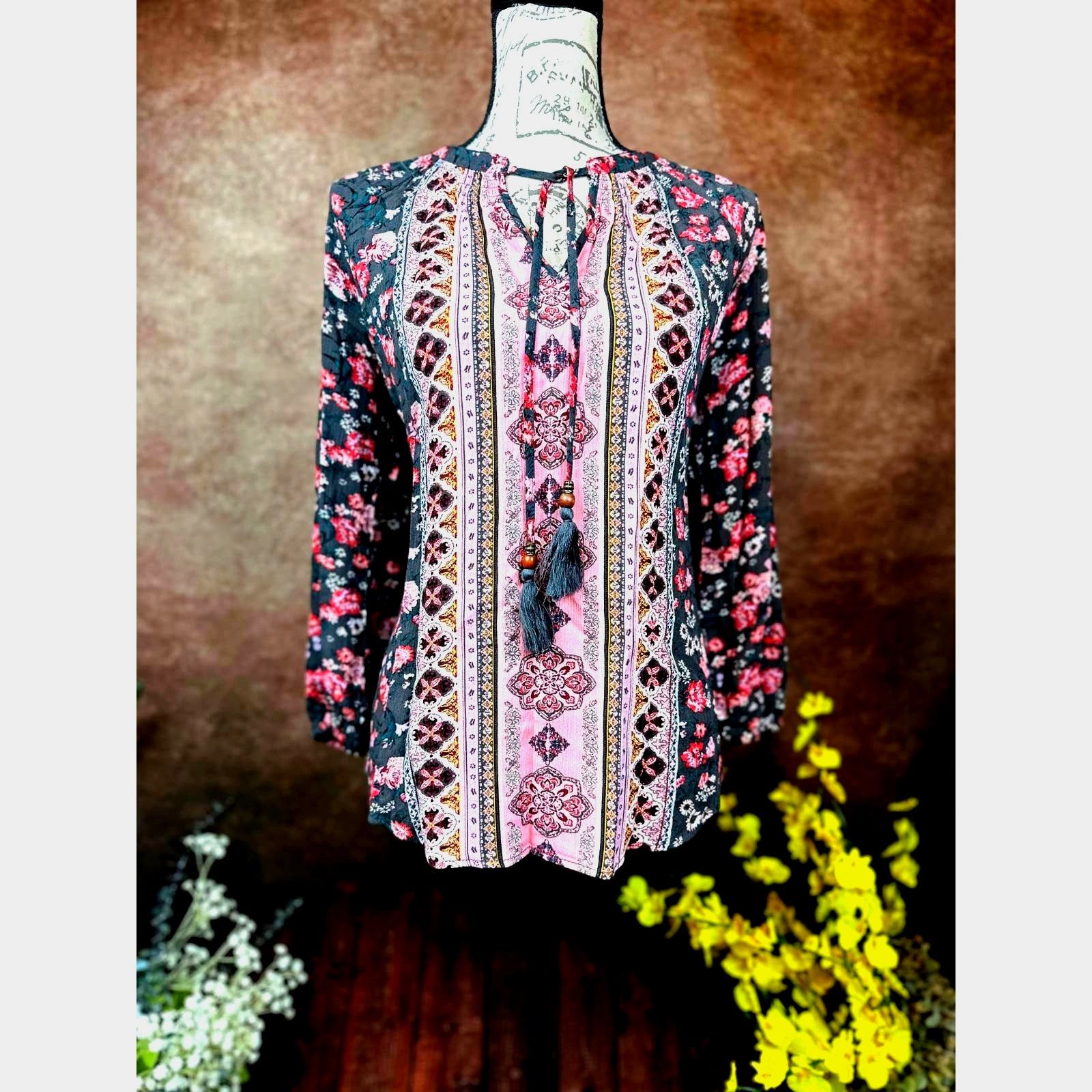 Other Mason & Belle Casey Tassel Detail Blouse Gray/Pink size S Size S / US 4 / IT 40 - 4 Thumbnail
