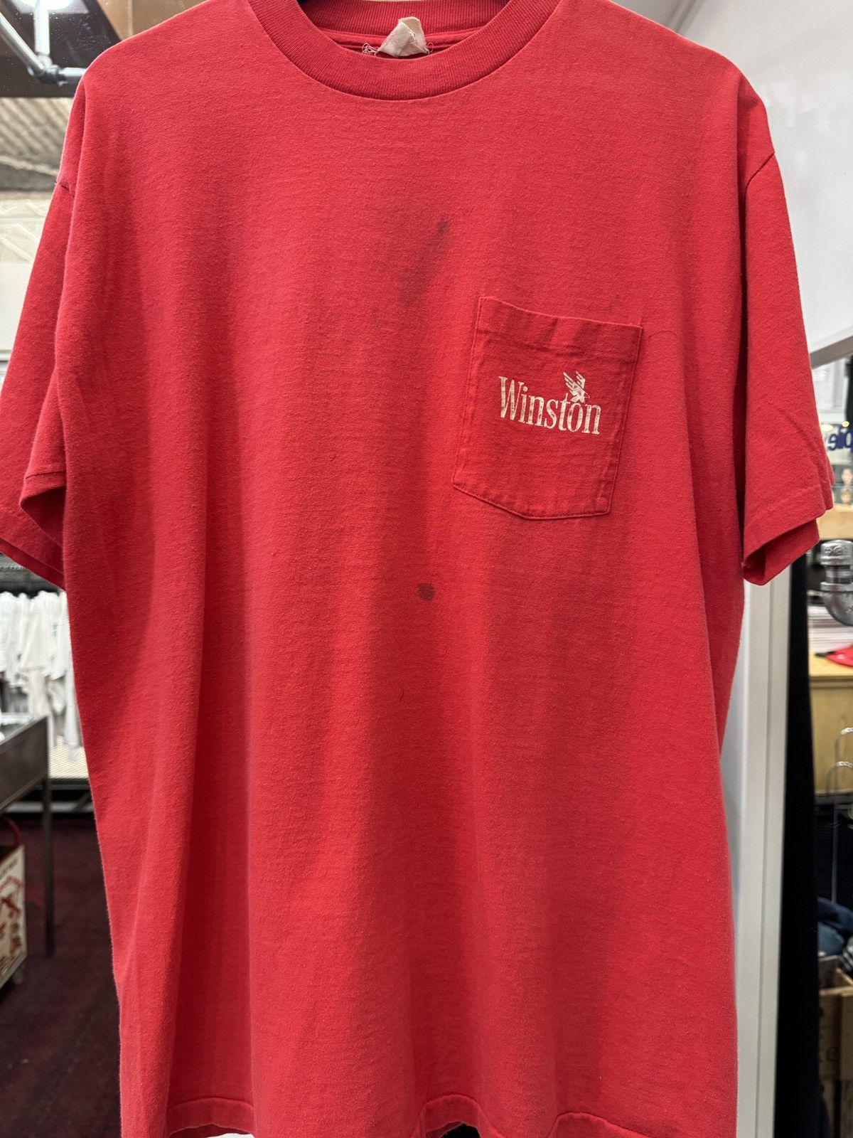 Vintage Vintage Winston Gold Cigarette T-Shirt Size US XL / EU 56 / 4 - 1 Thumbnail