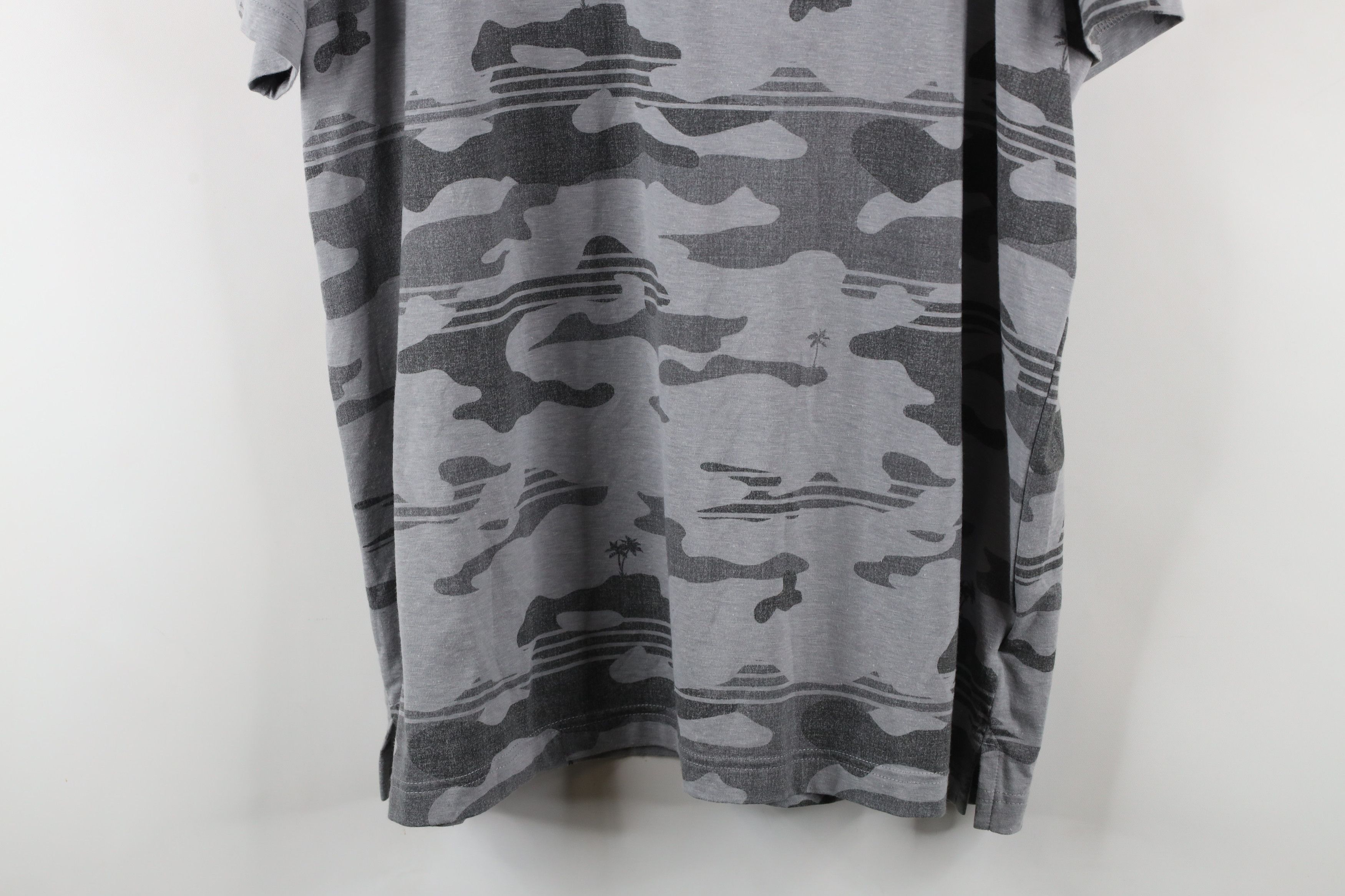 TravisMathew × Vintage Travis Mathew Camouflage Short Sleeve Collared Polo Shirt Size US XL / EU 56 / 4 - 3 Thumbnail
