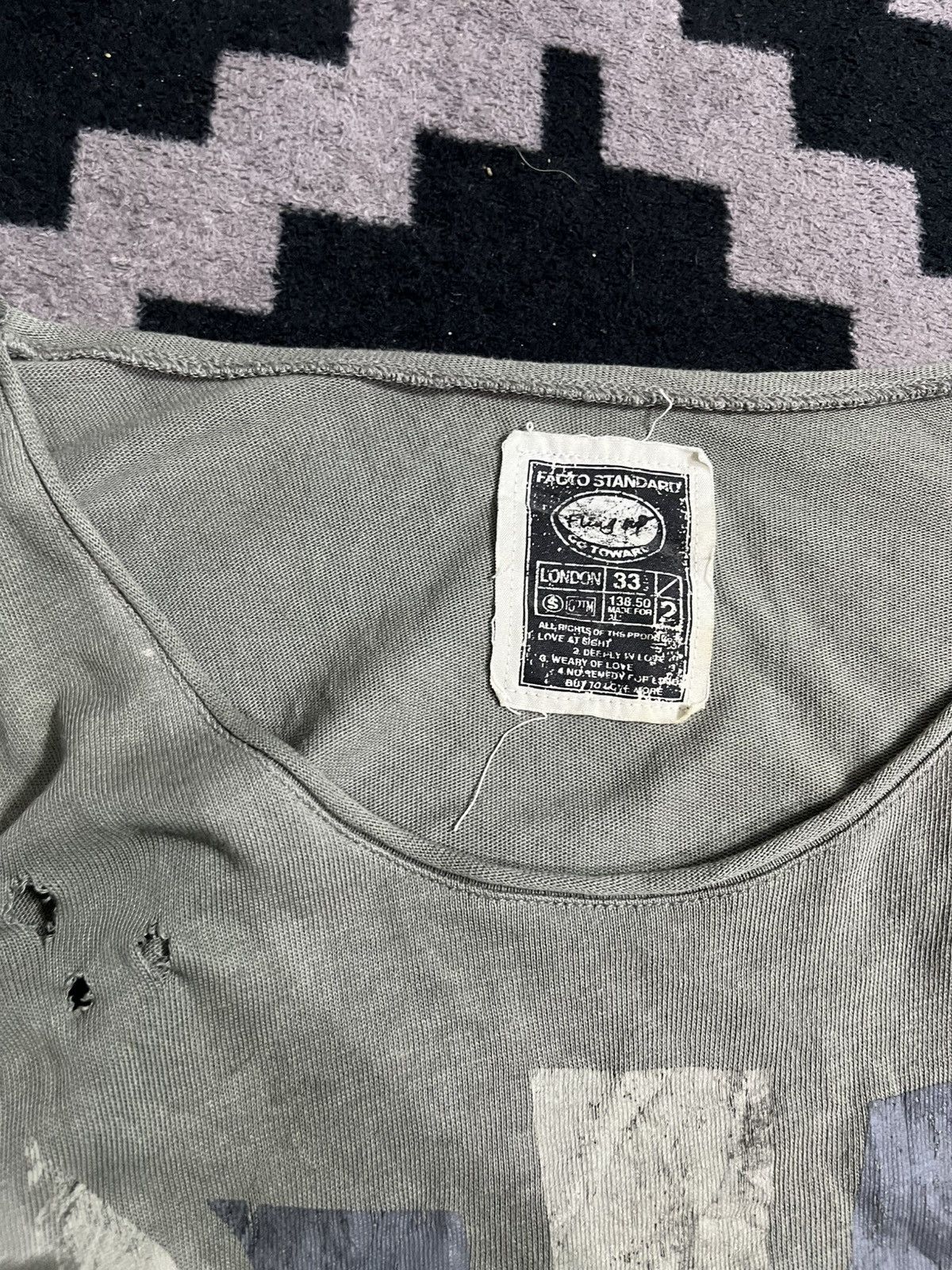 Le Grande Bleu (L.G.B.) Vintage tkmixpice distressed zipper flare longsleeve tshirt Size US M / EU 48-50 / 2 - 5 Thumbnail