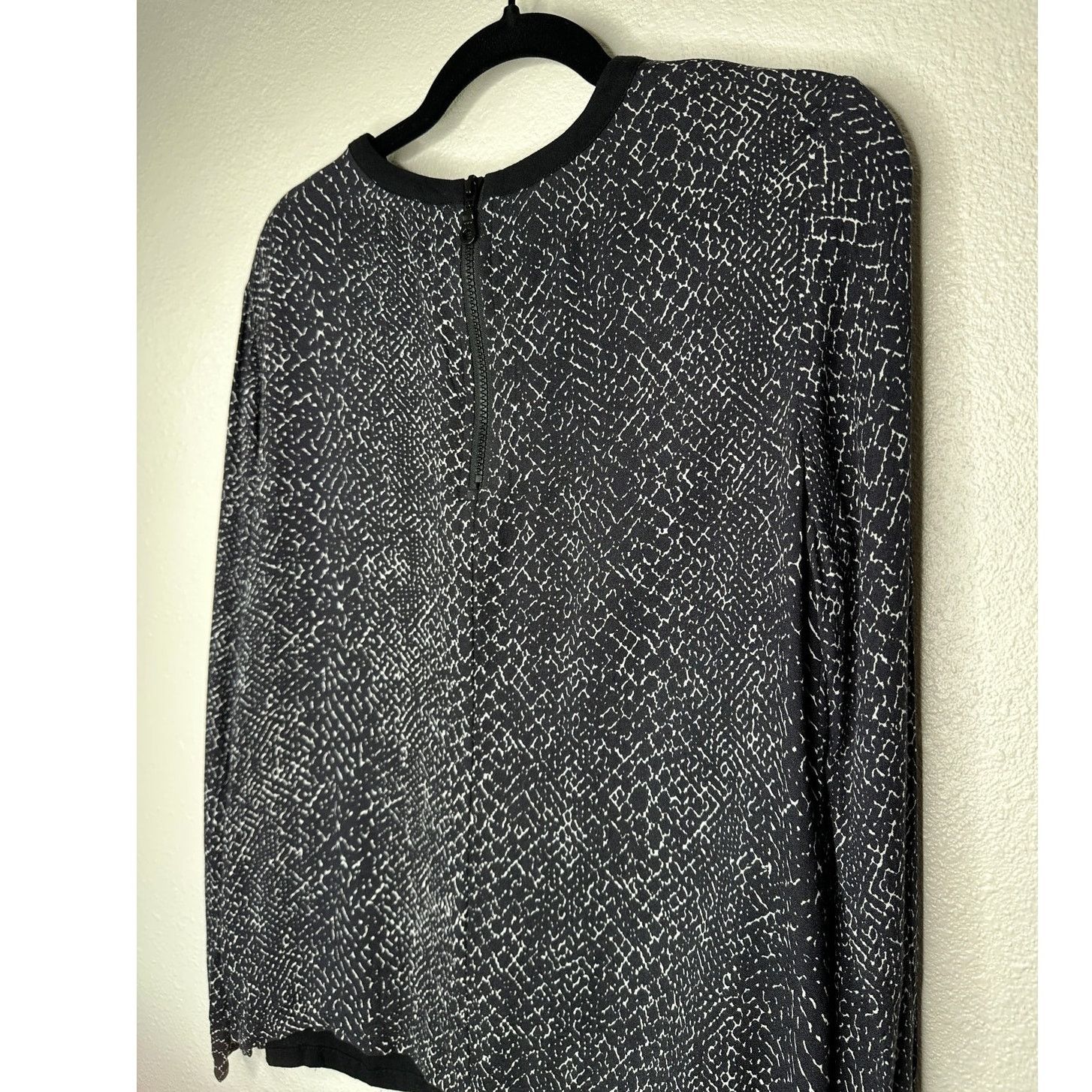 Other LA Made Black Cream Snake Print Front Pocket Back Zip Top S Size S / US 4 / IT 40 - 8 Thumbnail
