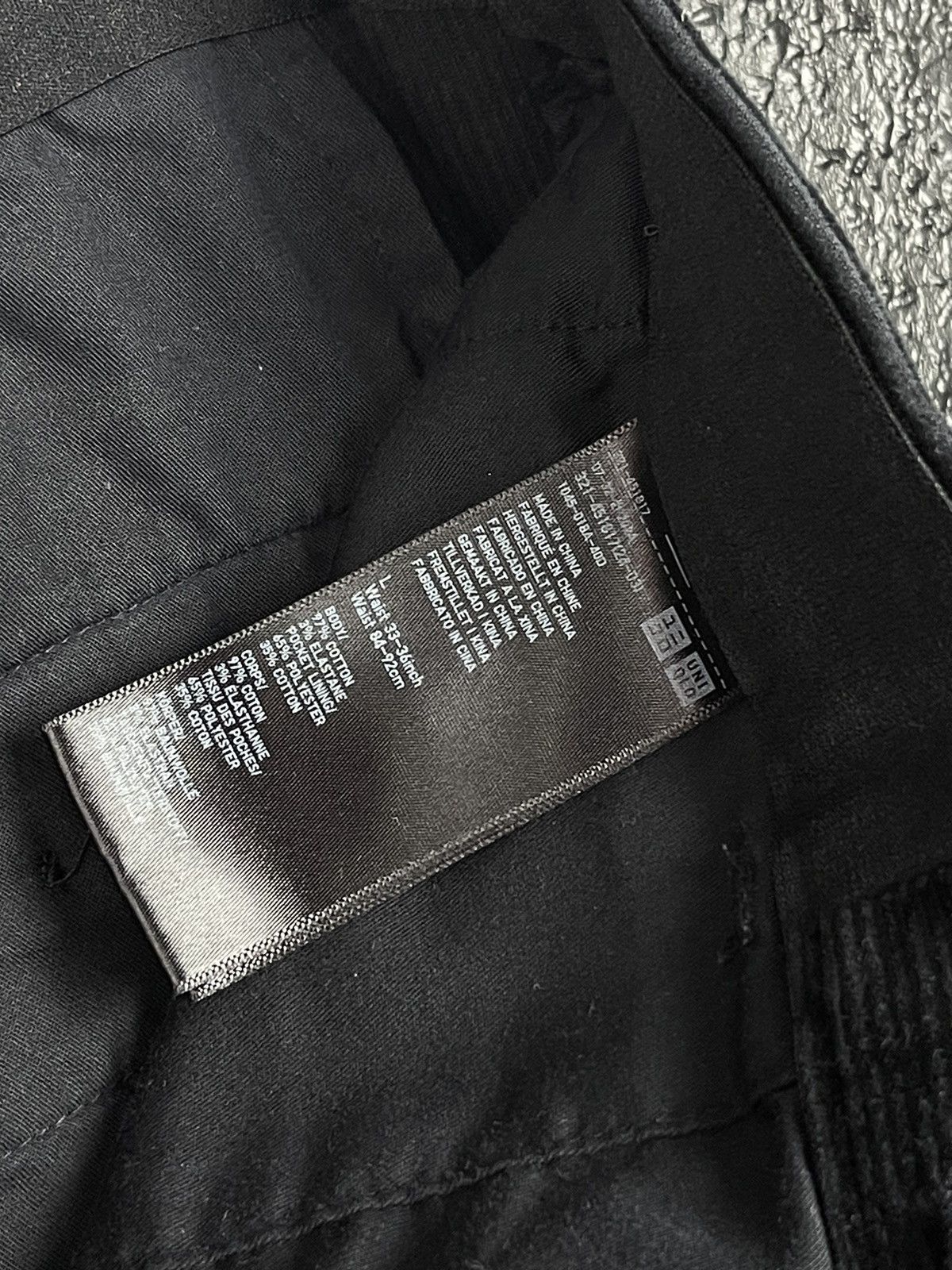 Uniqlo Uniqlo Black Corduroy Pants Relaxed Fit Men’s Size 34 Size US 34 / EU 50 - 9 Thumbnail