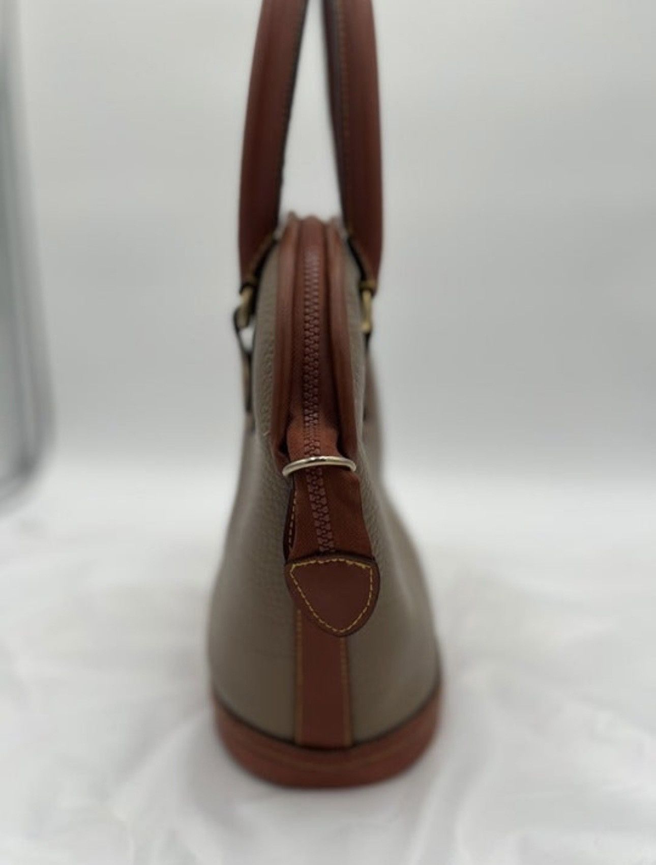 Dooney & Bourke Dooney & Bourke Elegant Brown Leather Handbag Size ONE SIZE - 3 Thumbnail