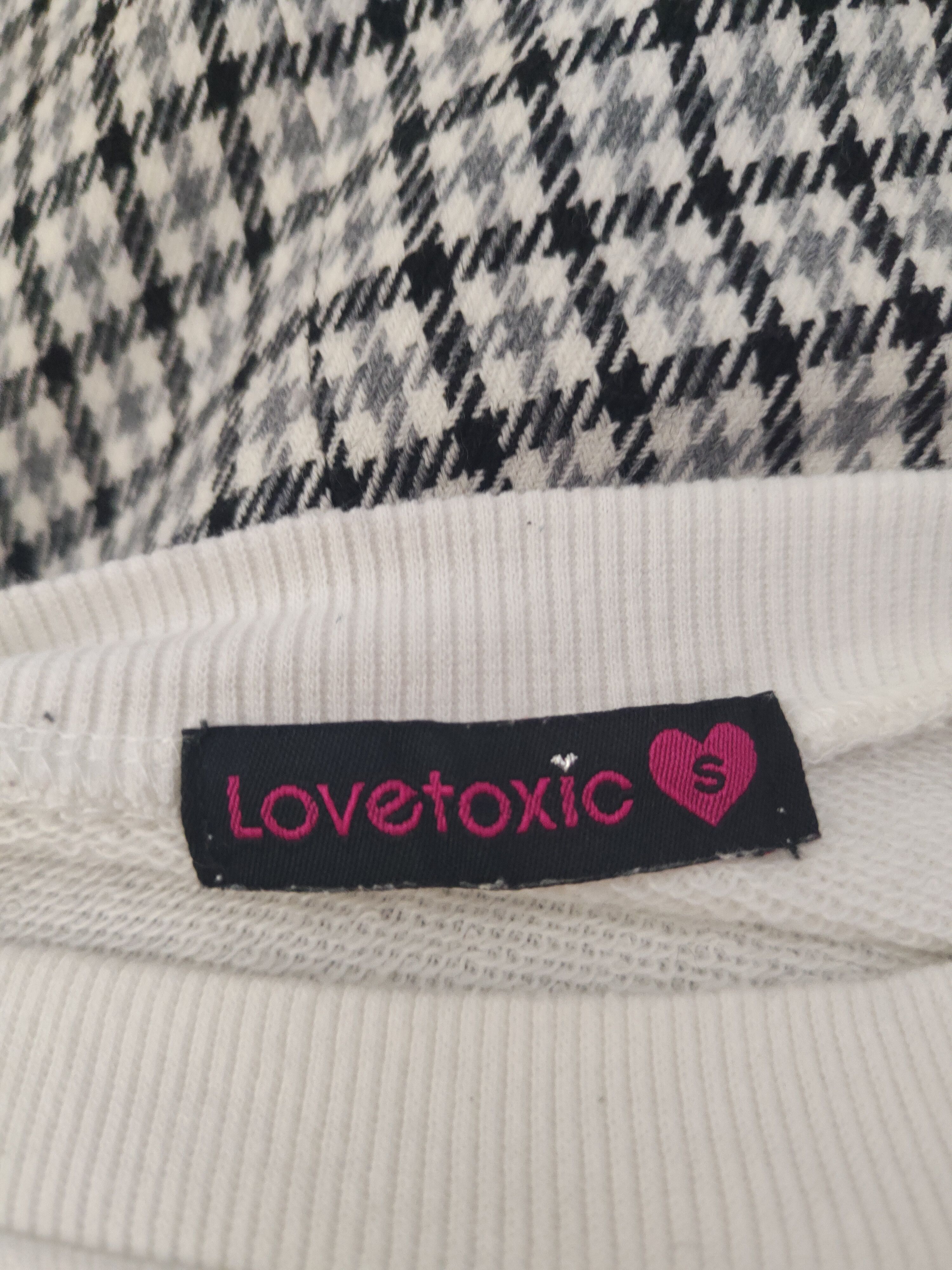 Japanese Brand × Vintage Vintage 💥 Lovetoxic White Sweatshirts Size S / US 4 / IT 40 - 13 Thumbnail