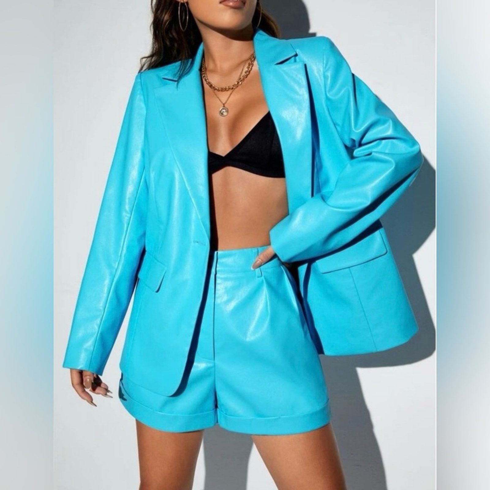 Other New Y2K Faux Leather Chic Turquoise Blazer and Shorts Set S Size 27" / US 4 / IT 40 - 2 Thumbnail