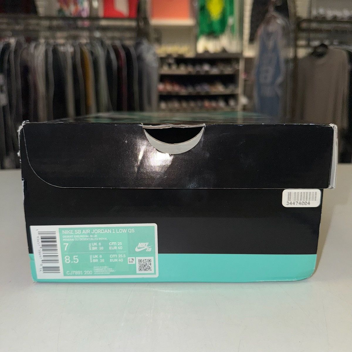 Jordan Brand Size 7 - Nike SB Air Jordan 1 Low Desert Ore CJ7891-200 Size US 7 / EU 40 - 7 Thumbnail