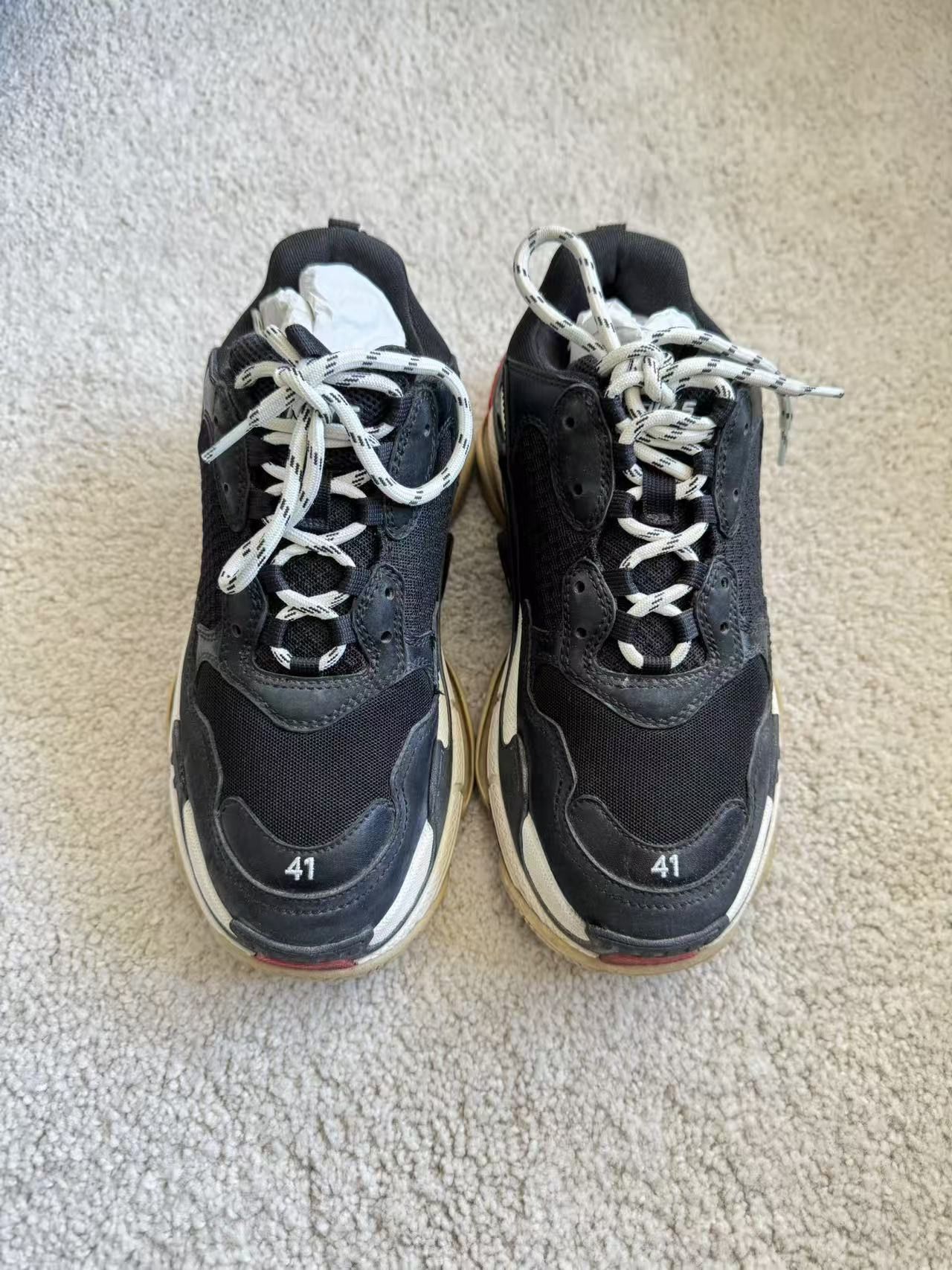 Balenciaga Balenciaga Triple S Sneaker Black Red 41 Size US 8 / EU 41 - 2 Thumbnail