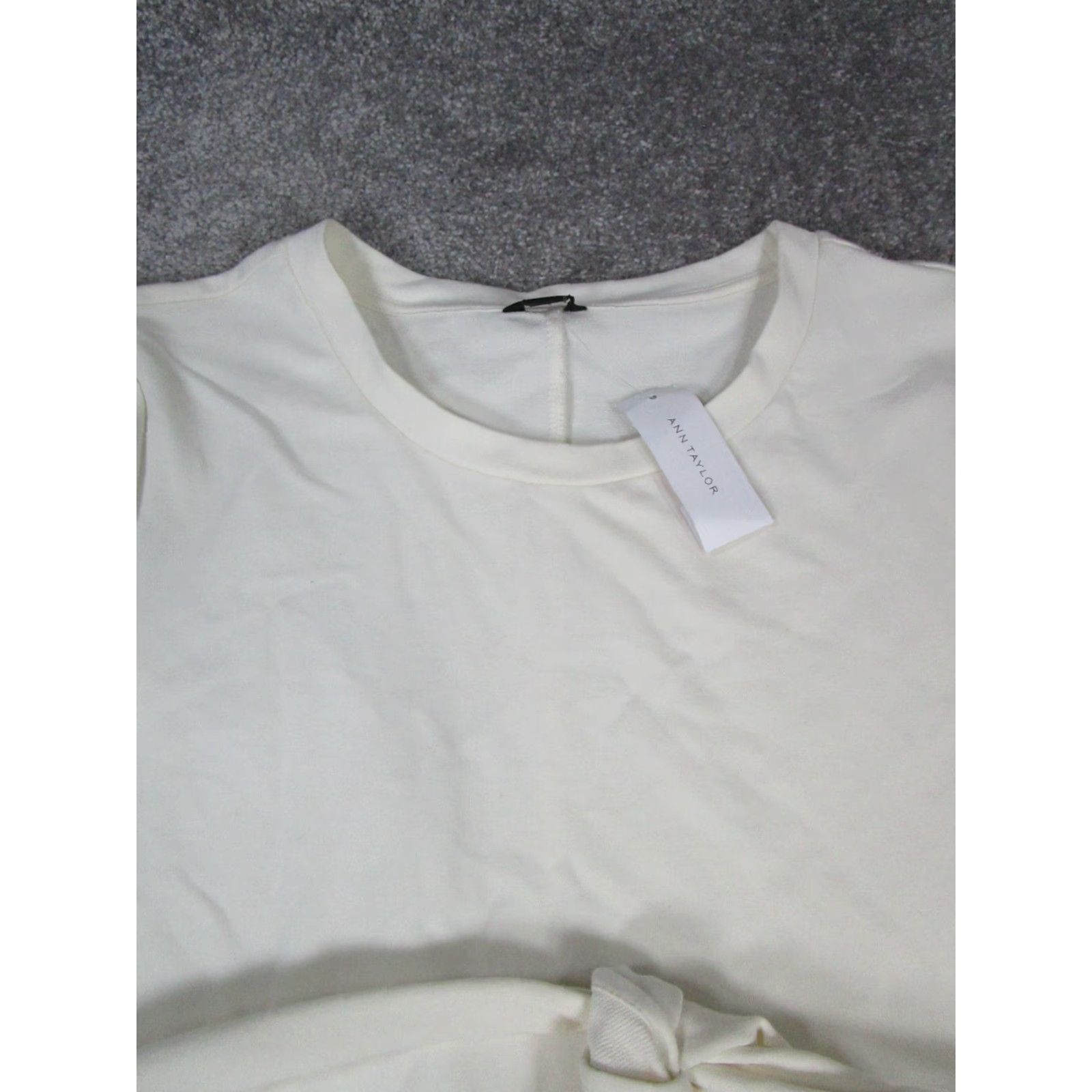 Ann Taylor VINTAGE Ann Taylor Sweater Womens L Solid Ivory Wrap Cotton Long Sleeve Round Neck Works with Limited Defects (Stains Shown) Mens/Womens Size L / US 10 / IT 46 - 2 Thumbnail