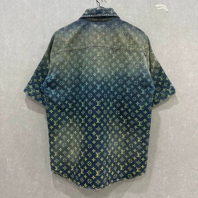 Louis Vuitton Louis Vuitton Gradient color old flower denim short sleeve Size US M / EU 48-50 / 2 - 2 Thumbnail