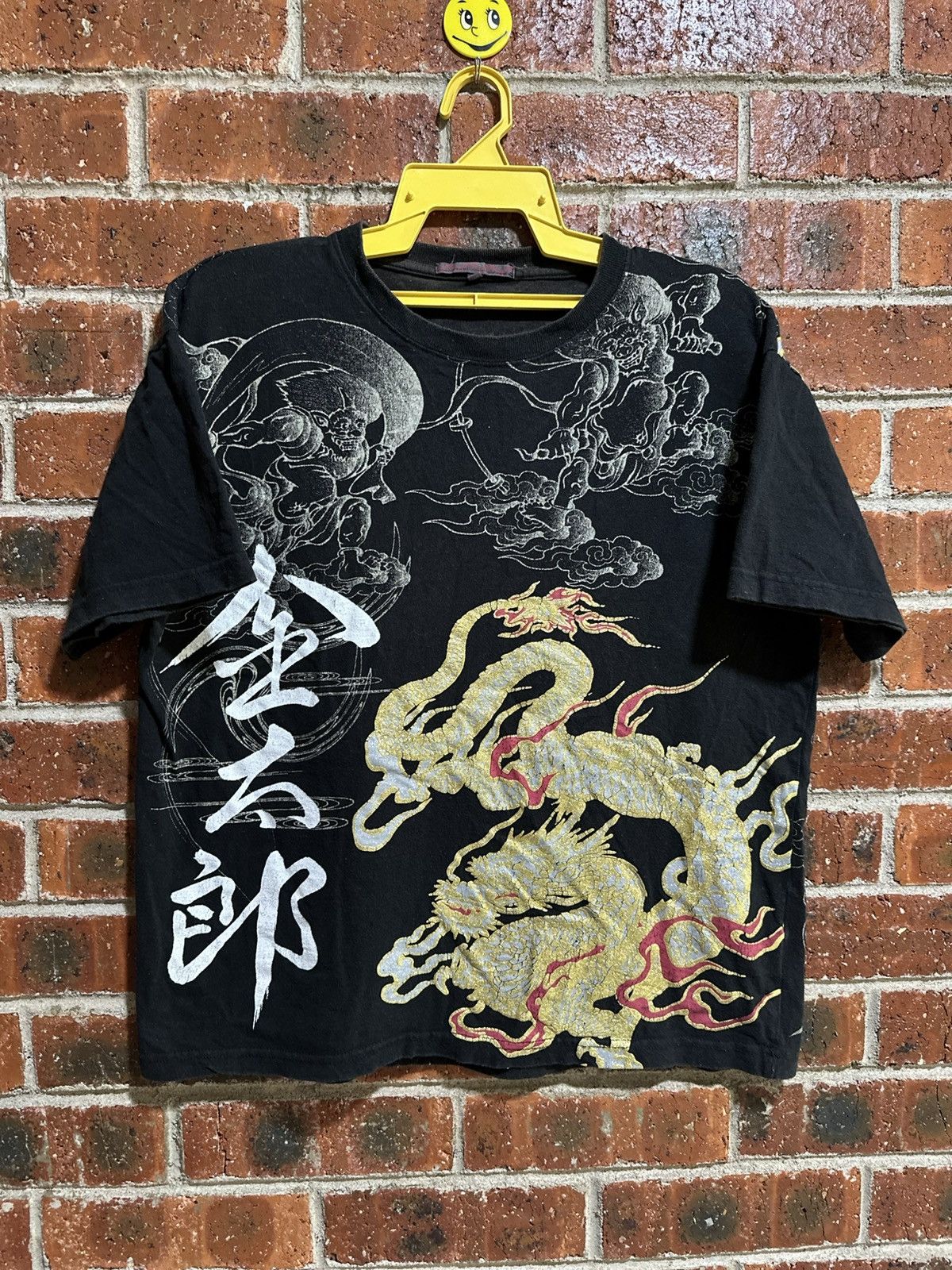 Japanese Brand Vintage Sukajan Dragon Faded Tee Size US L / EU 52-54 / 3 - 1 Thumbnail