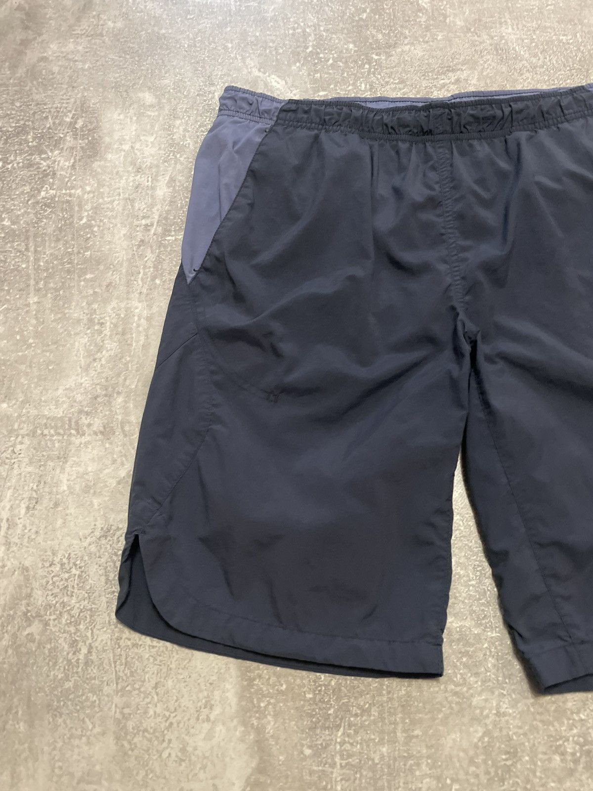 Nike × Vintage Vintage Nike Air Nylon Shorts Y2K Size US 30 / EU 46 - 3 Thumbnail