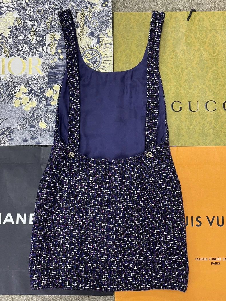 Chanel 23B color-matched backless tweed woven dress