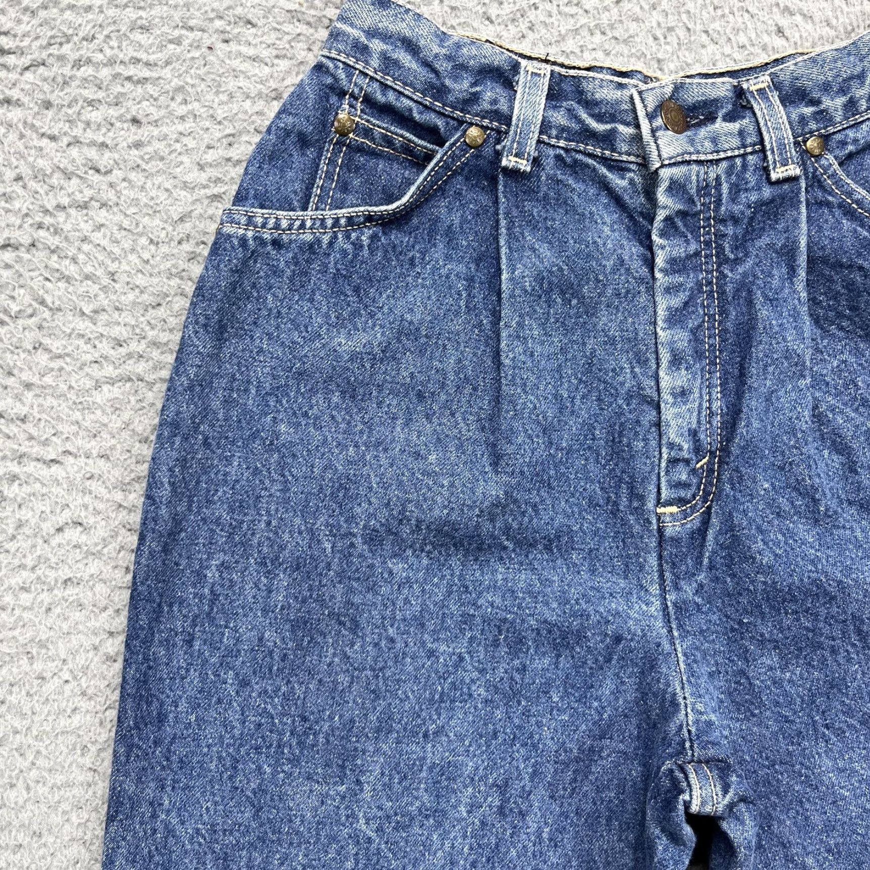 VINTAGE Levi's Mom Jeans Womens 24Wx27L Faded Wash Denim Cowgirl High Waist USA 90s