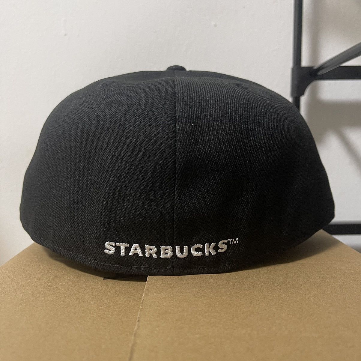 NEW ERA STARBUCKS 59FIFTY ブラック 7 3/8 新品 New Era New Era Starbucks 59Fifty Fitted Hat | Grailed
