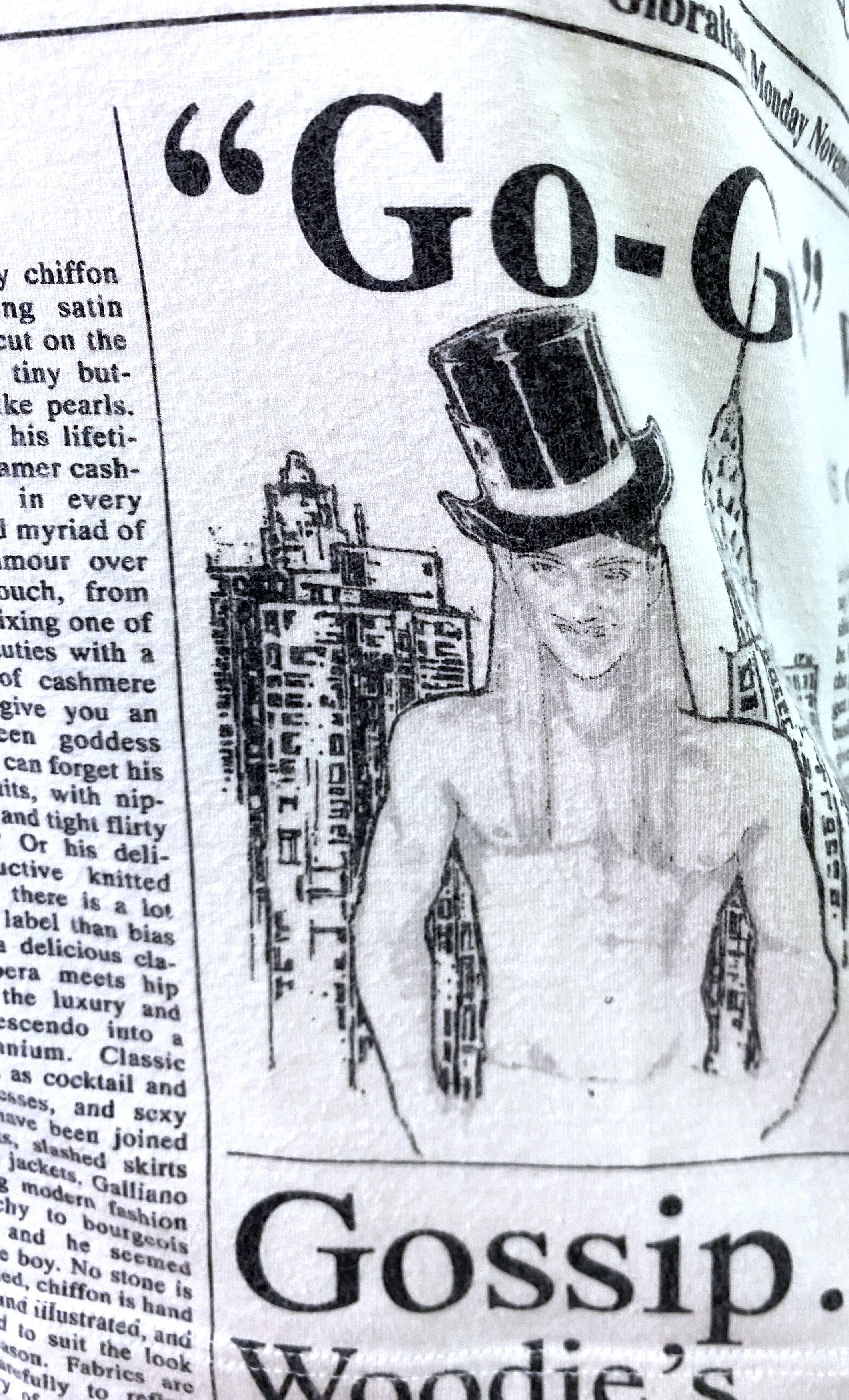 John Galliano John Galliano Gazette Newspaper News Face Vintage Tee Top Size M / US 6-8 / IT 42-44 - 3 Thumbnail
