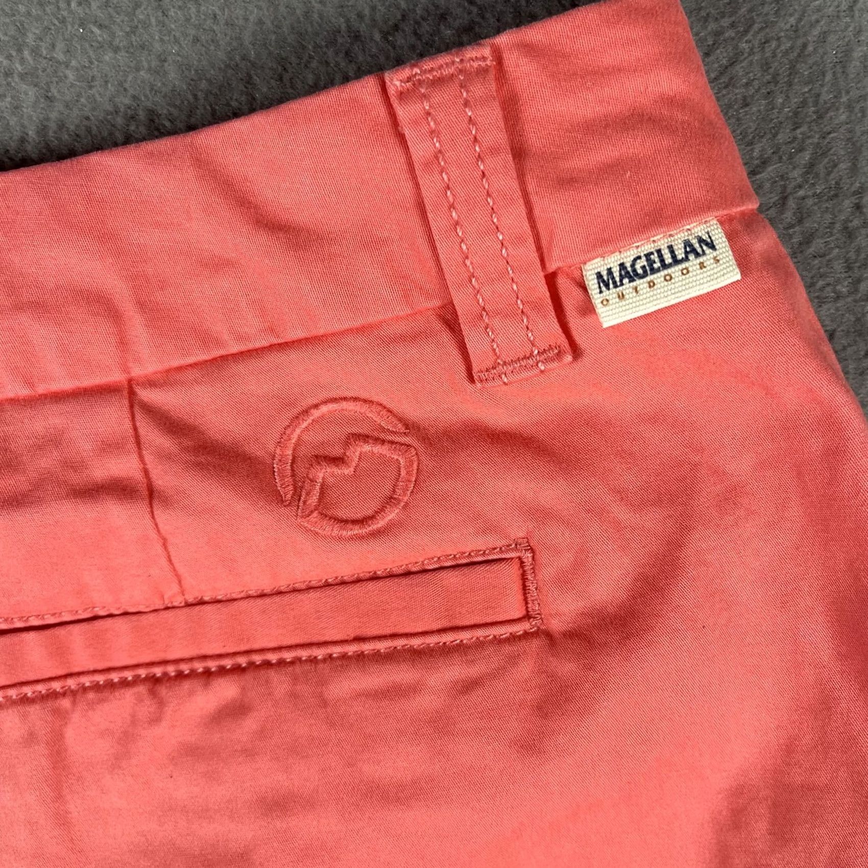 Vintage Magellan Outdoors Shorts Womens 14 Flat Front Lightweight Summer Casual Size 36" / US 14 / IT 50 - 3 Thumbnail