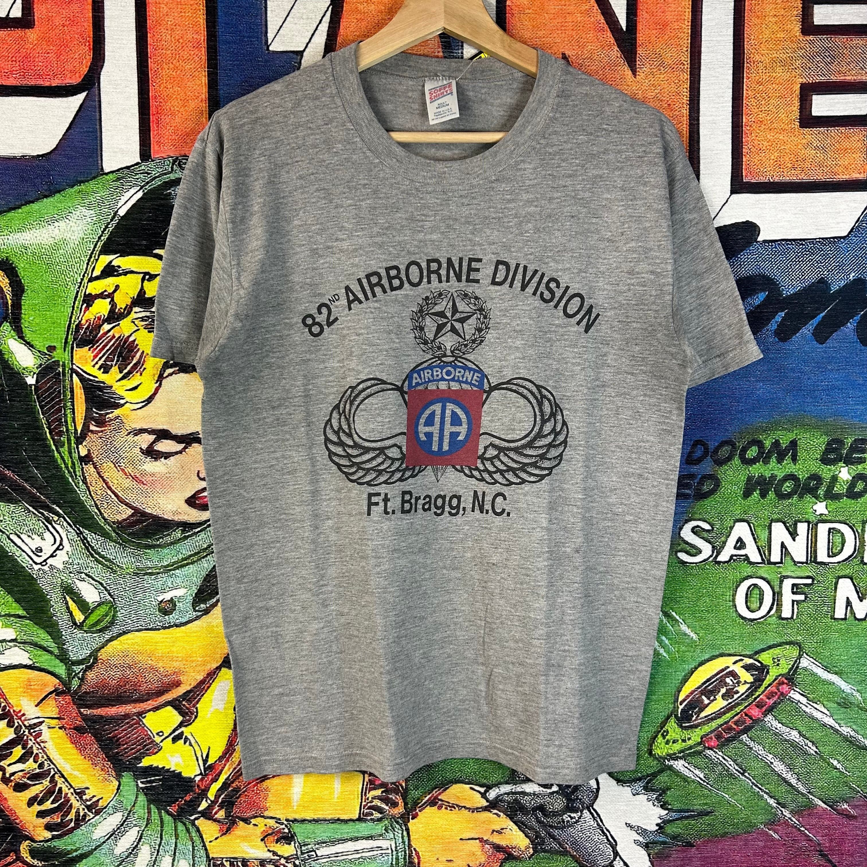 Vintage Vintage 80s 82nd Airborne Division Tee Size Medium Size US M / EU 48-50 / 2 - 1 Thumbnail