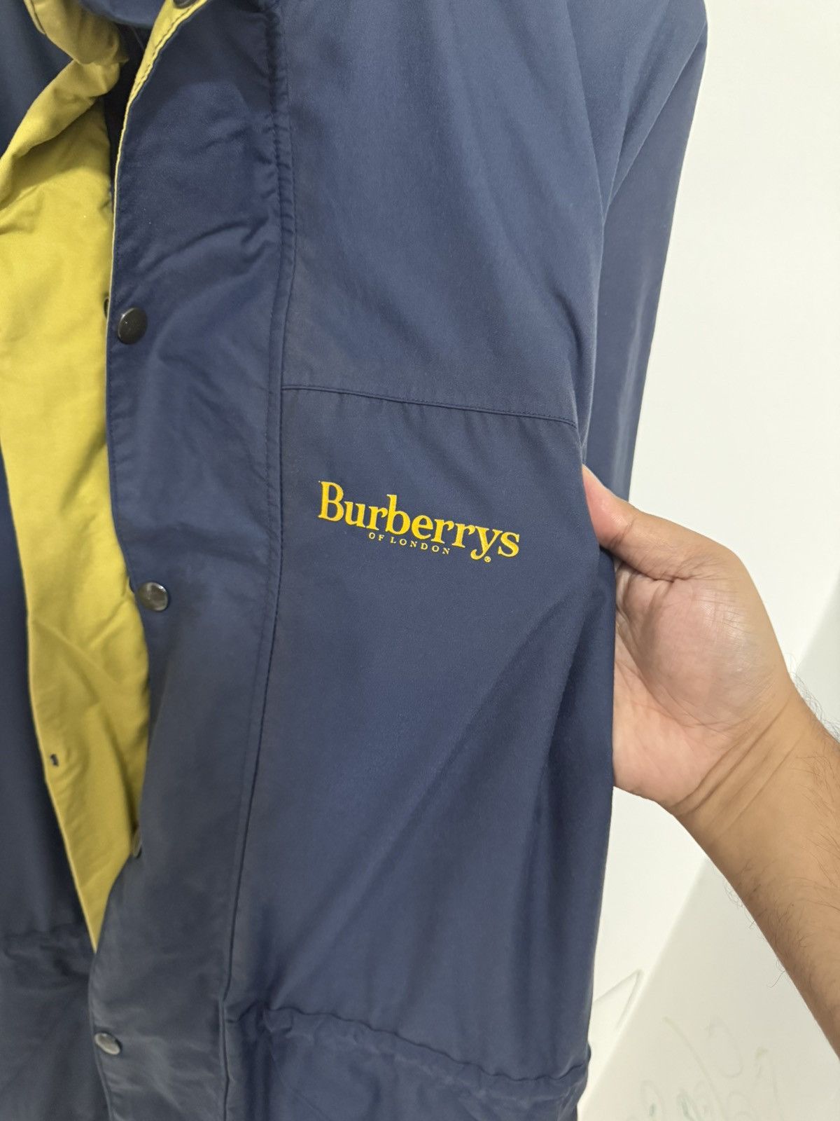 Burberry Vintage Burberry Blue Big Logo Jacket Size US XL / EU 56 / 4 - 15 Thumbnail
