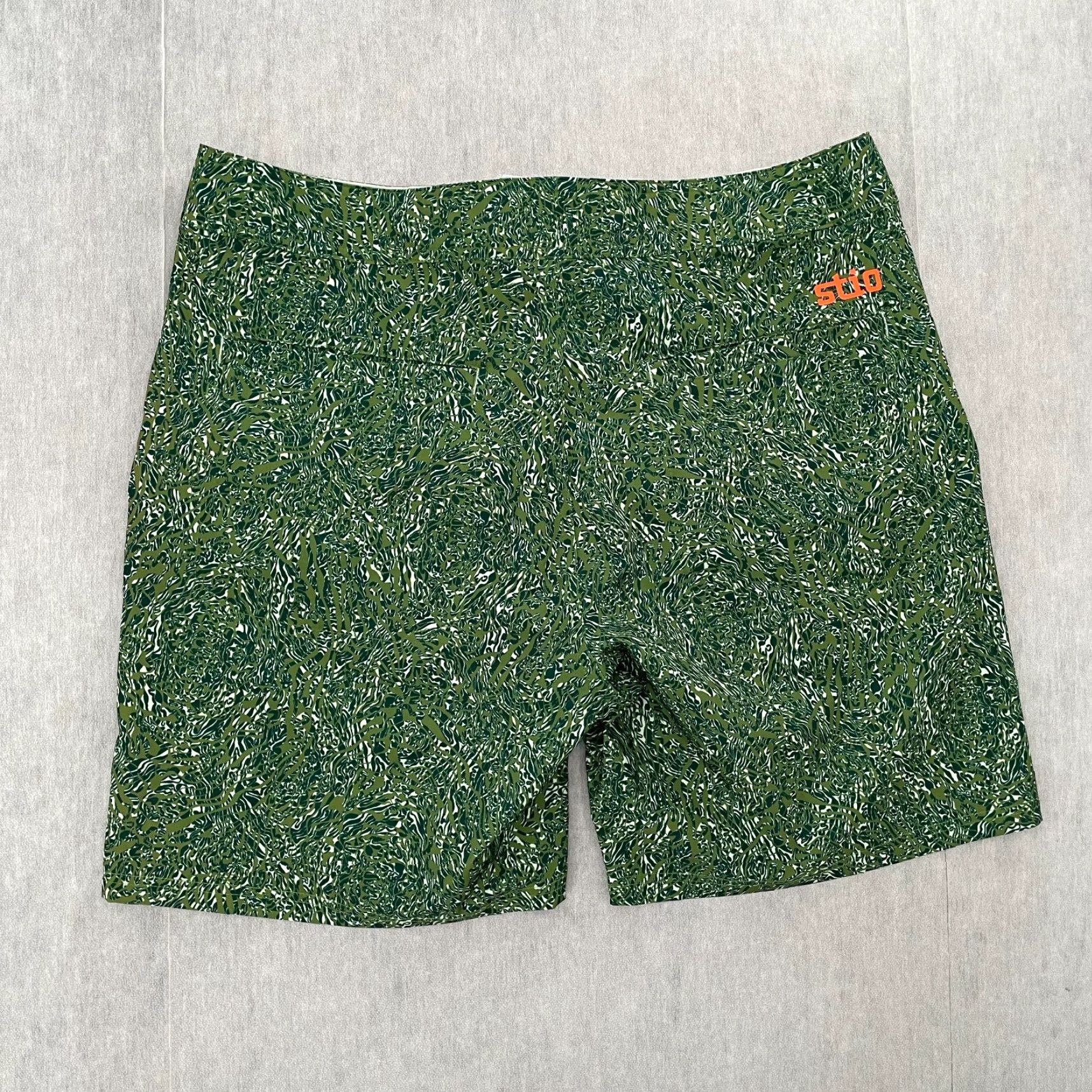 Logo 7 Stio Board Shorts Mens 35 Green Lightweight Drawstring Pockets Activewear 7in Inseam Size US 35 - 2 Thumbnail