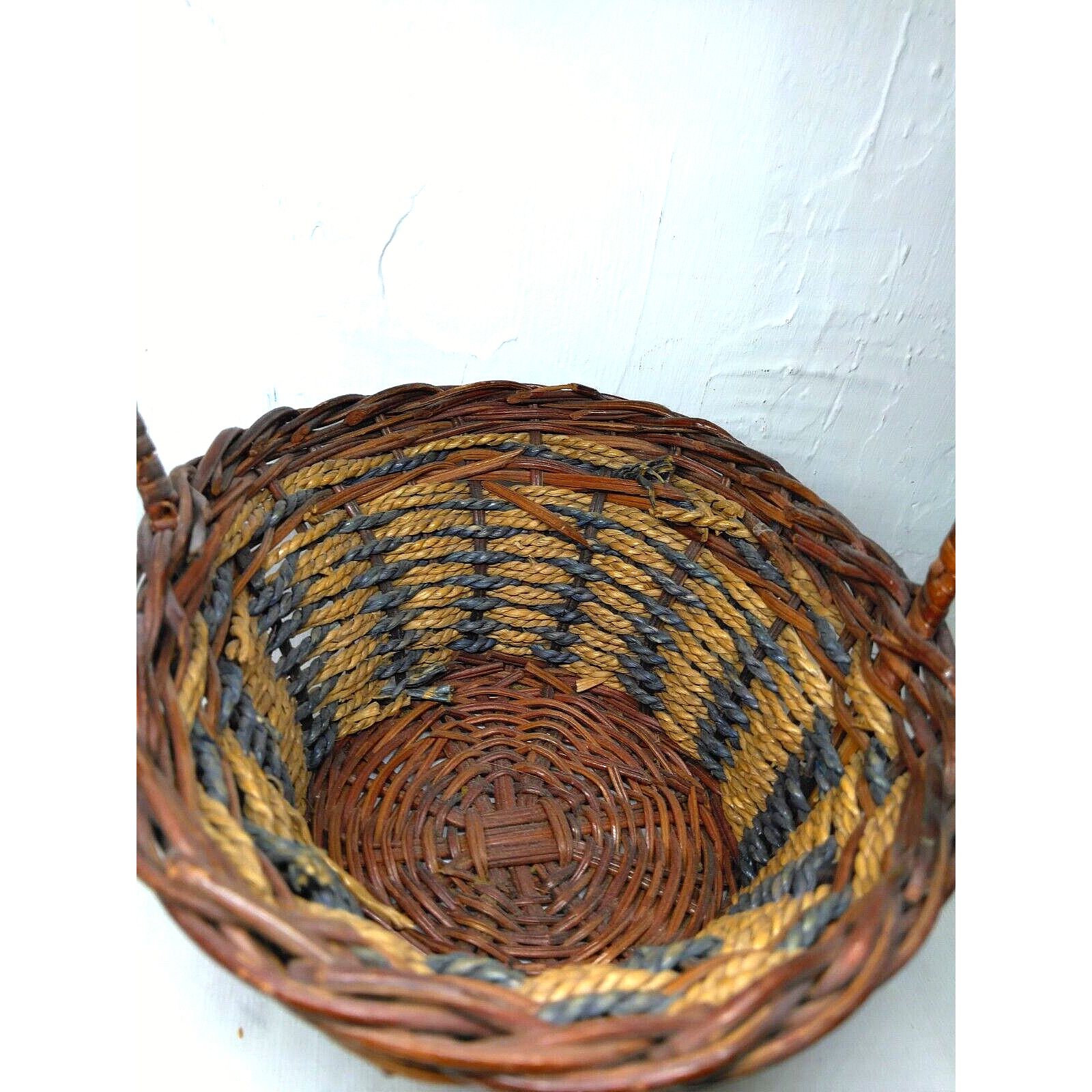Other Round Straw Rattan Basket w/ "all Hoop Handle- 6.5"x6.5"x12" Size ONE SIZE - 3 Thumbnail